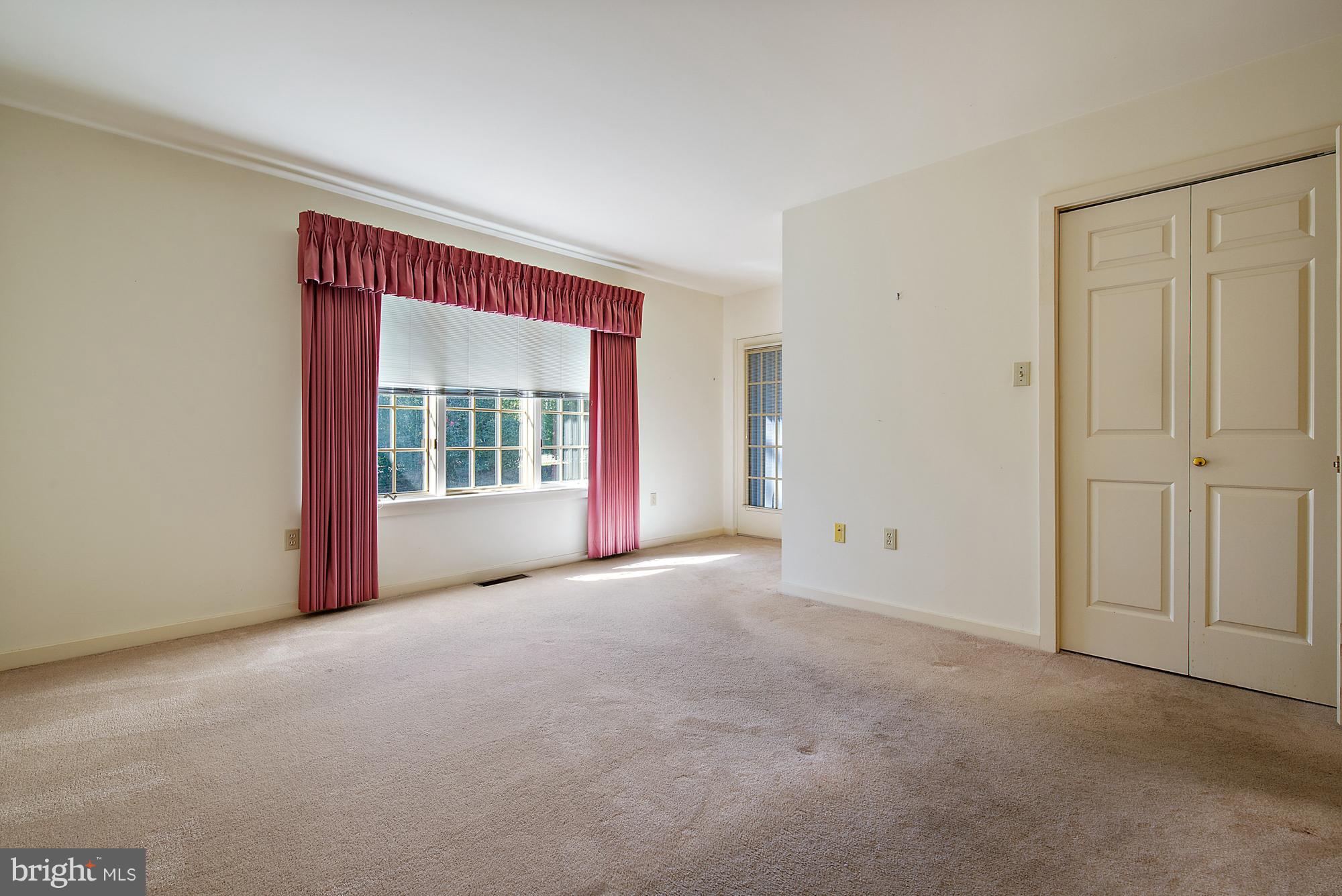 WILLOW VALLEY CONDOS - Residential