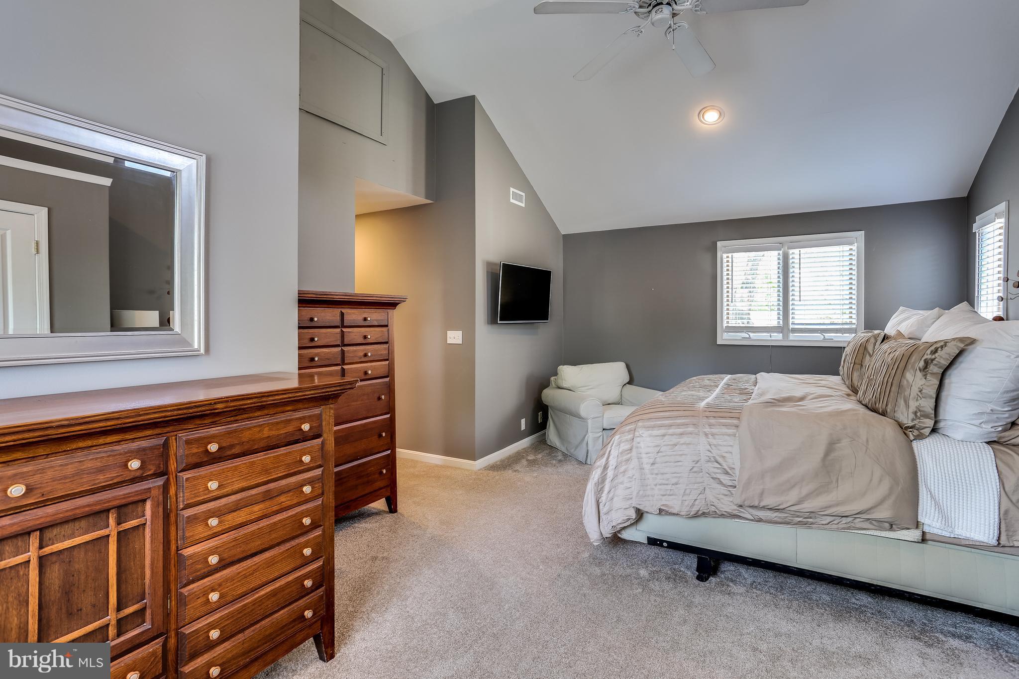 HOMEWOOD - Residential