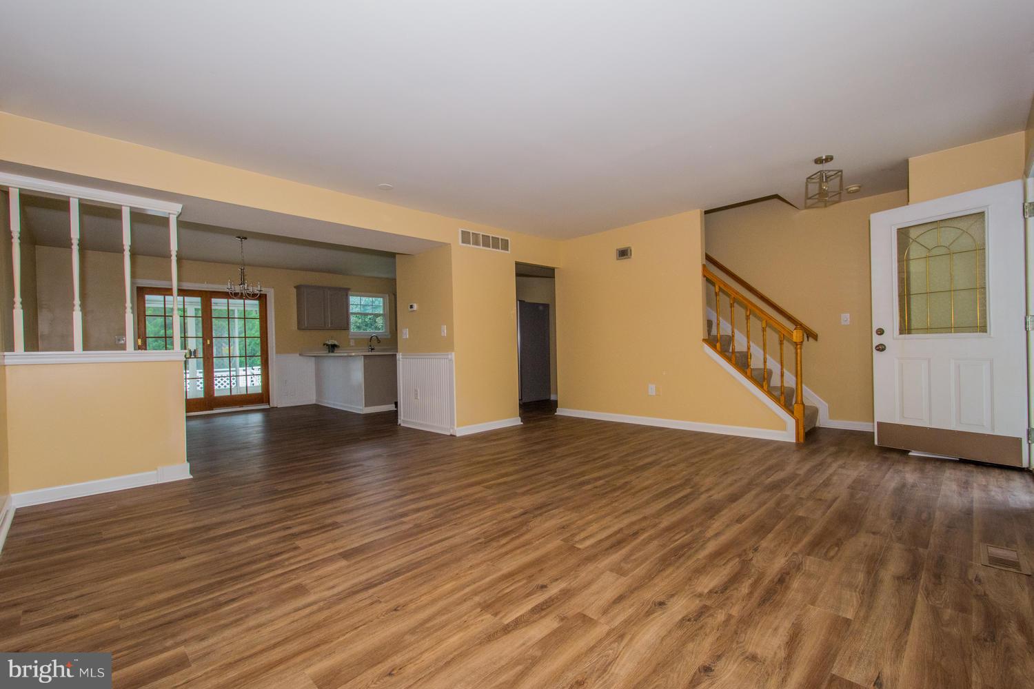 QUEENS PARK - Residential