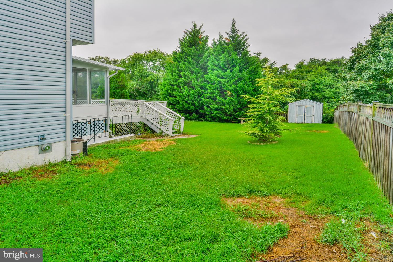 QUEENS PARK - Residential