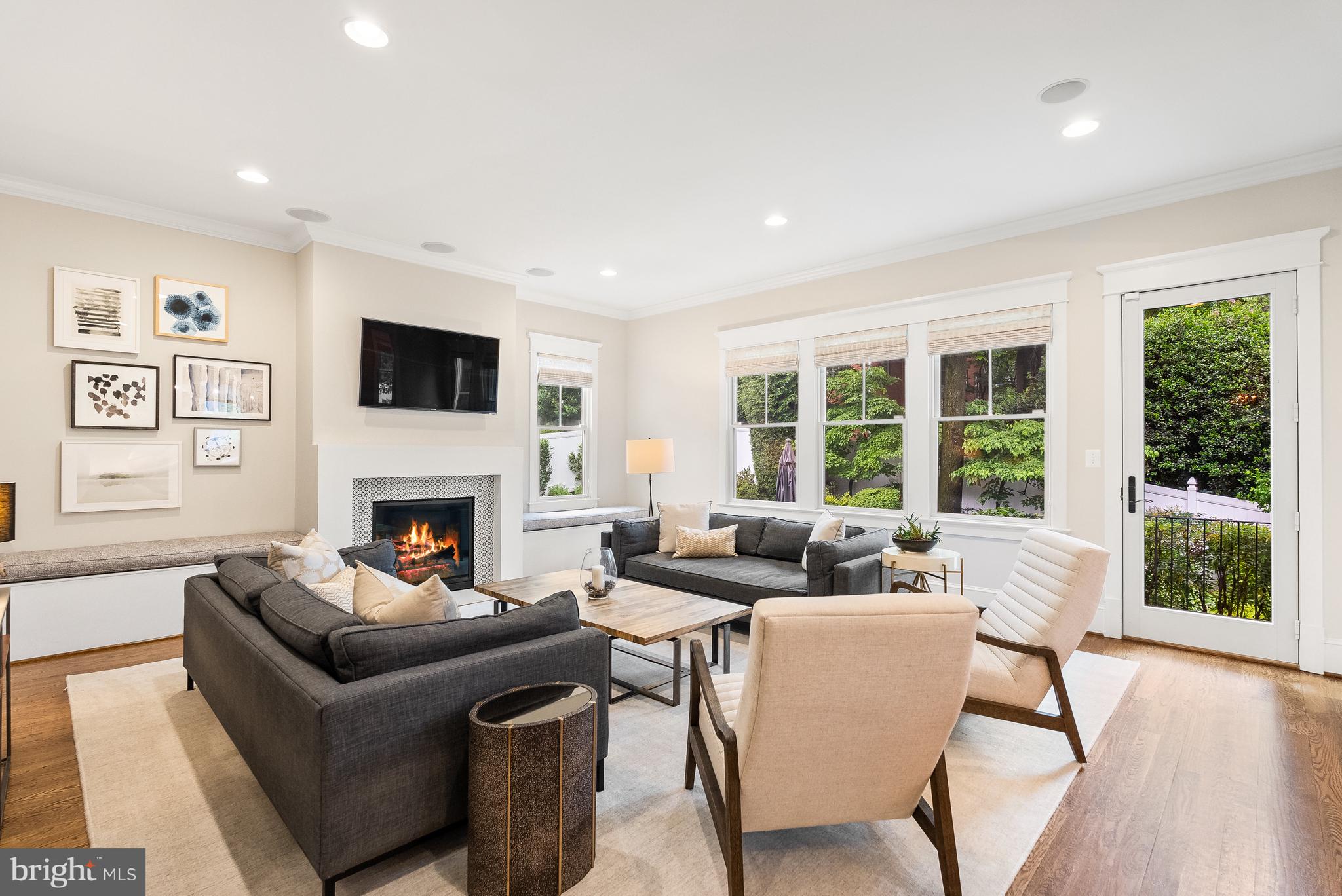 DOVER BALMORAL RIVERWOOD - Residential