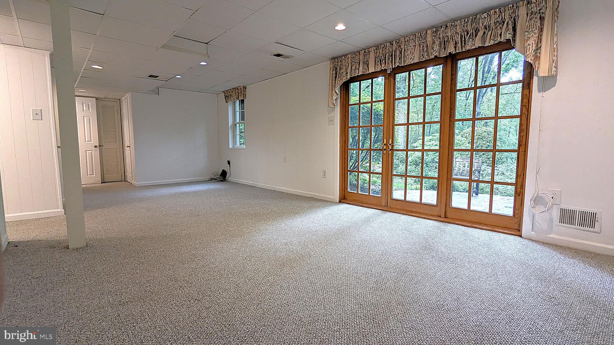 RESTON - Residential Lease