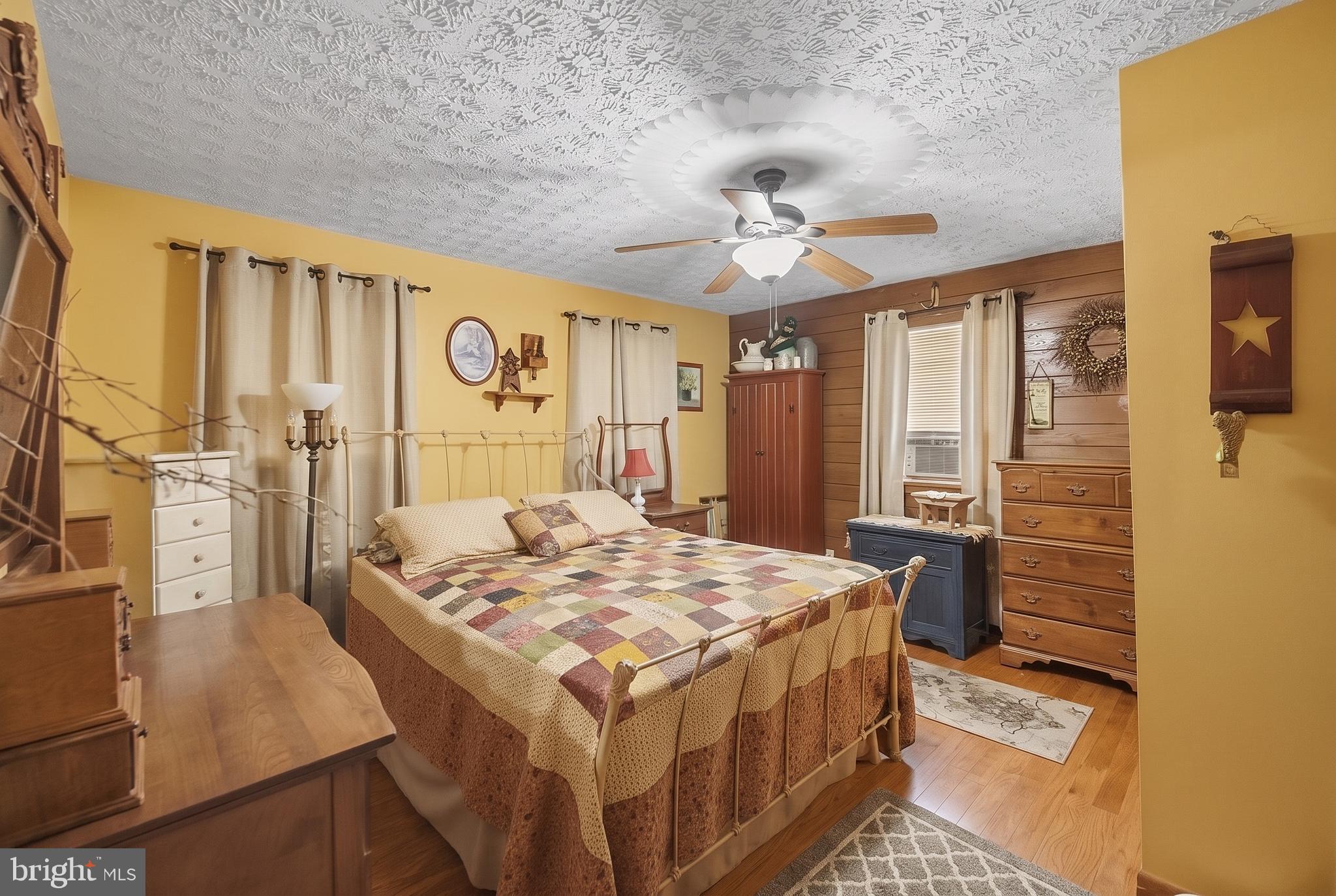 MT LAKE PARK - Residential