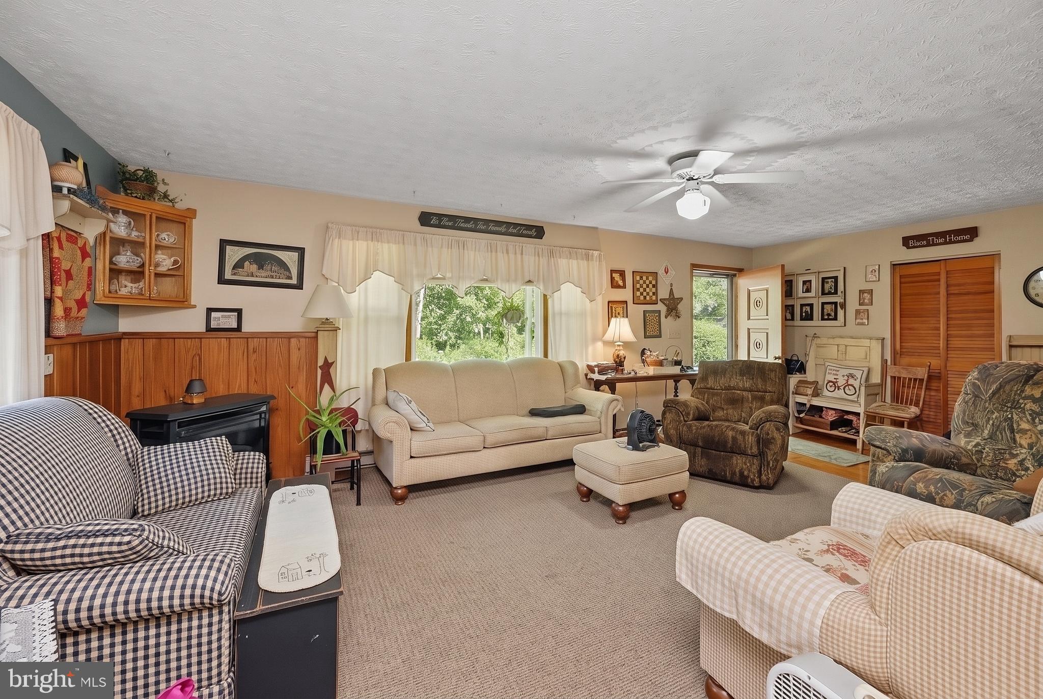 MT LAKE PARK - Residential