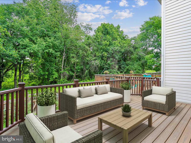 MILL CREEK - Residential