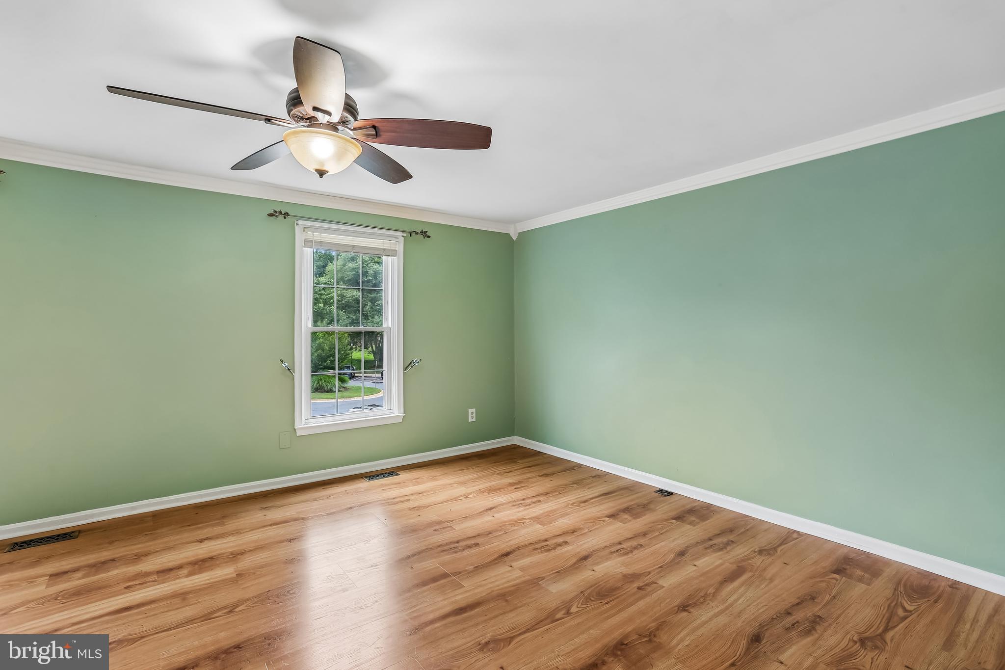 MILL CREEK - Residential