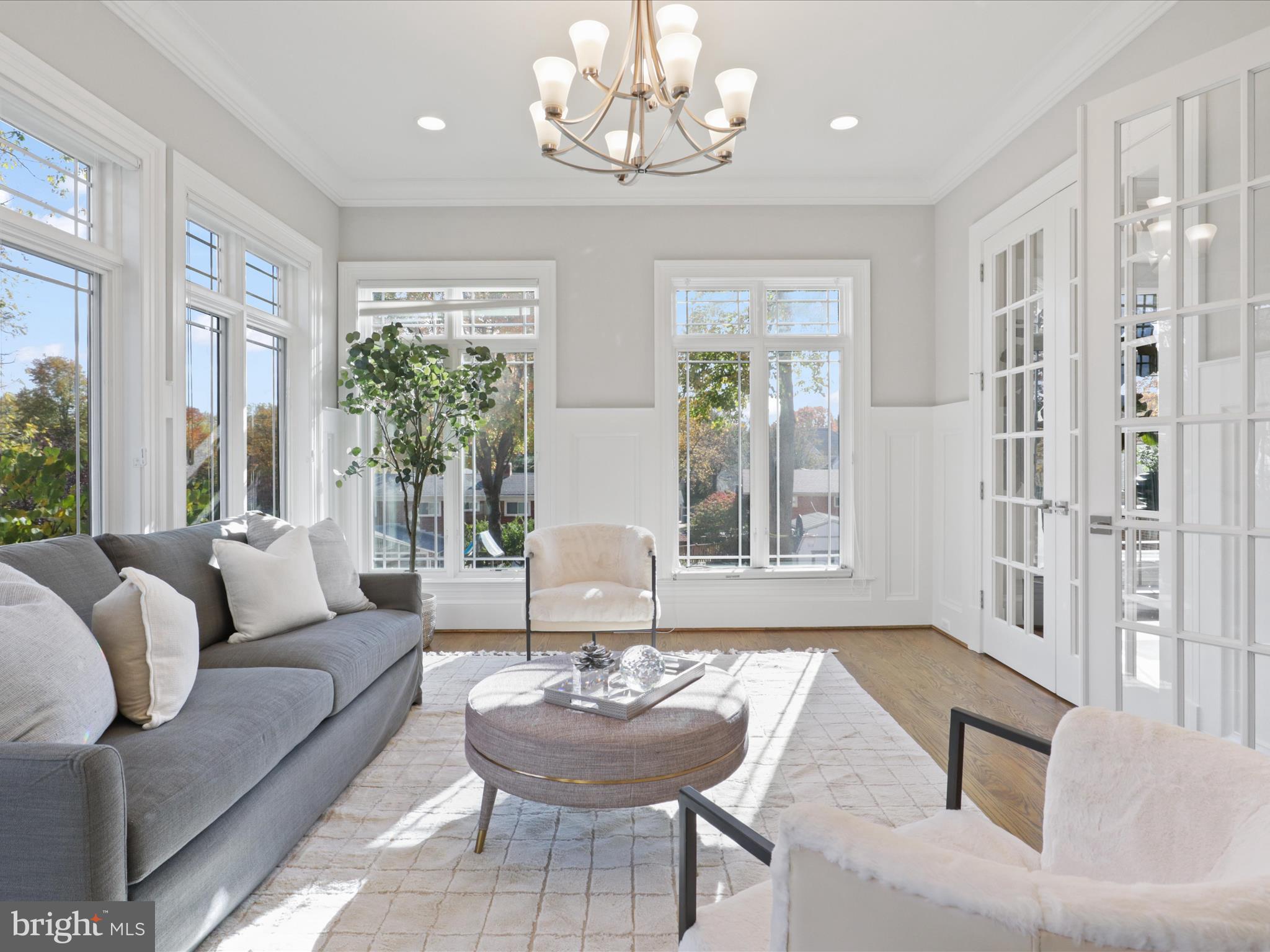 ROSEMONT - Residential