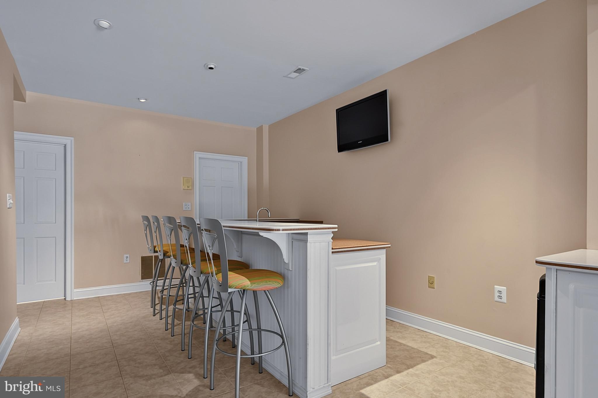 PATUXENT MANOR - Residential