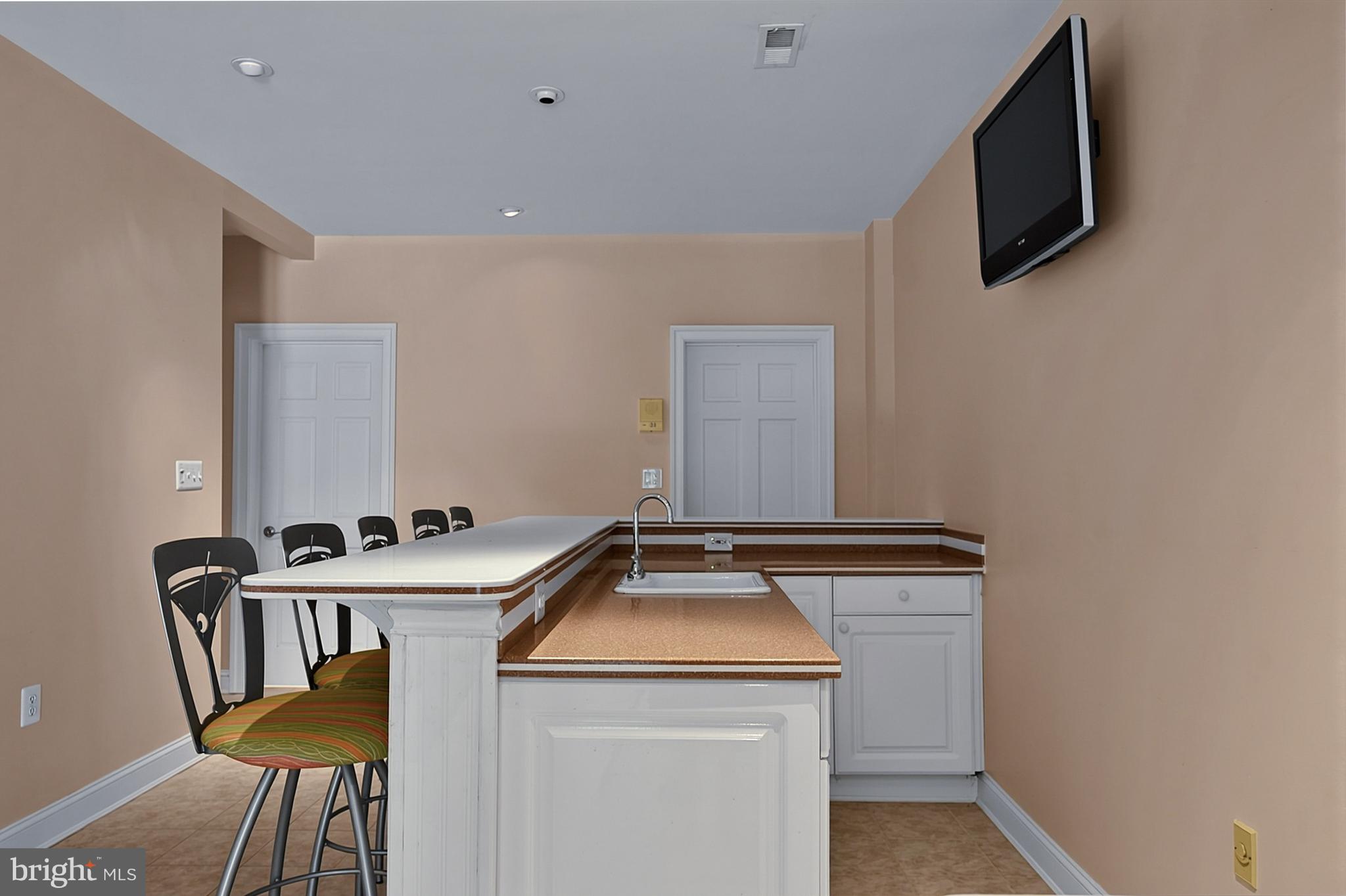 PATUXENT MANOR - Residential