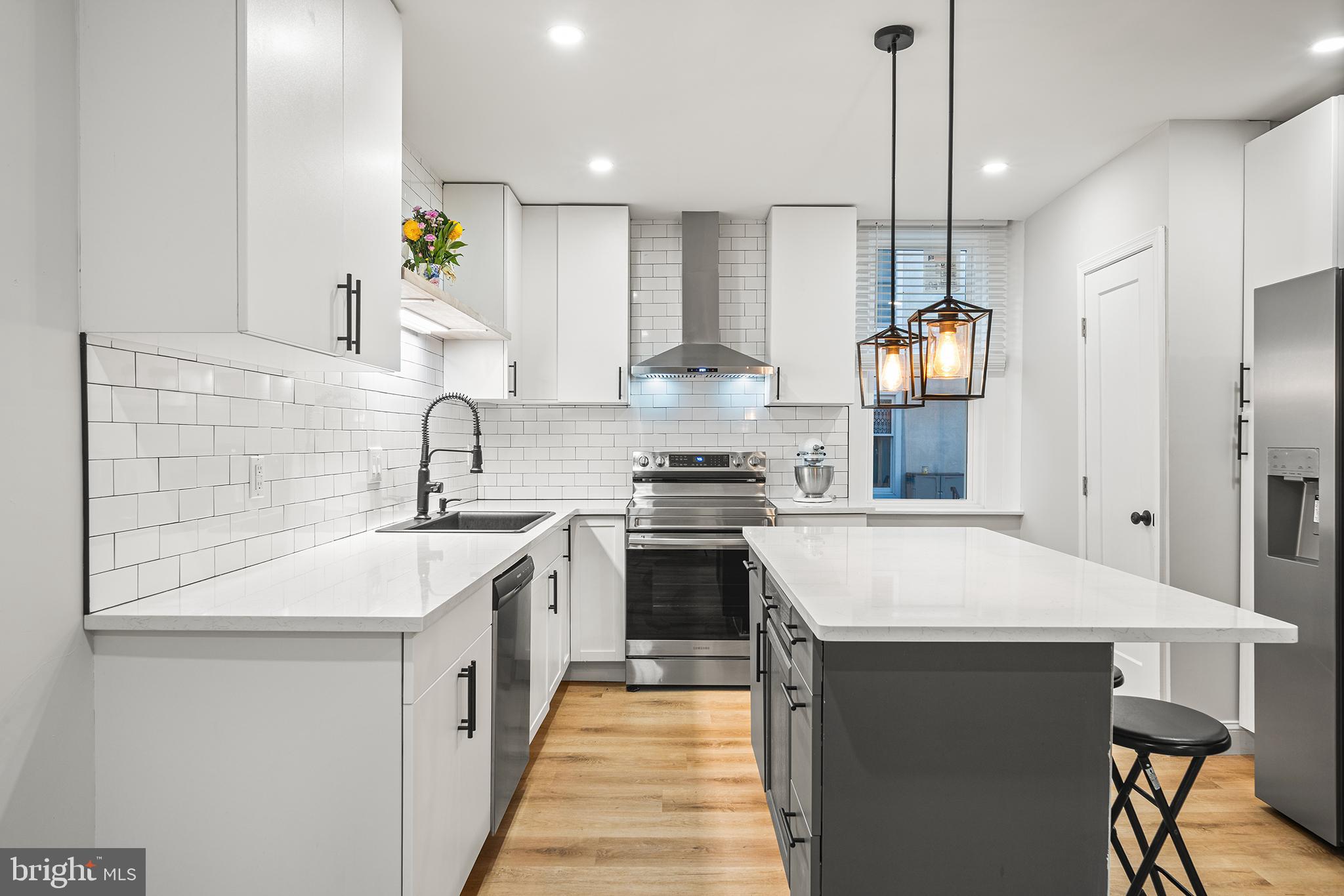GREEN TREE ESTS - Residential