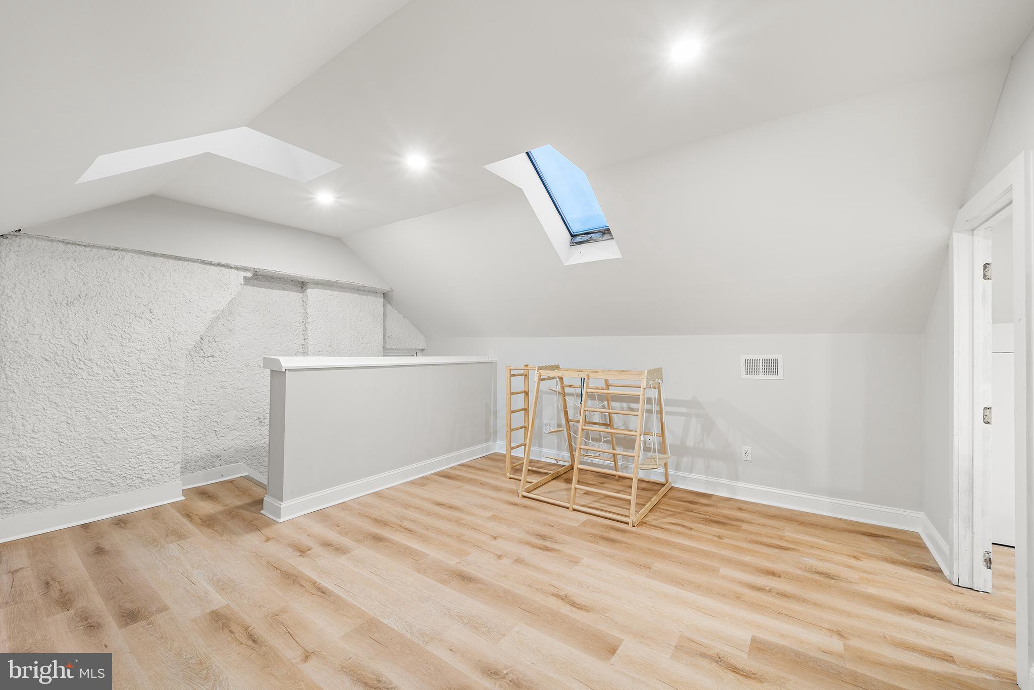 GREEN TREE ESTS - Residential
