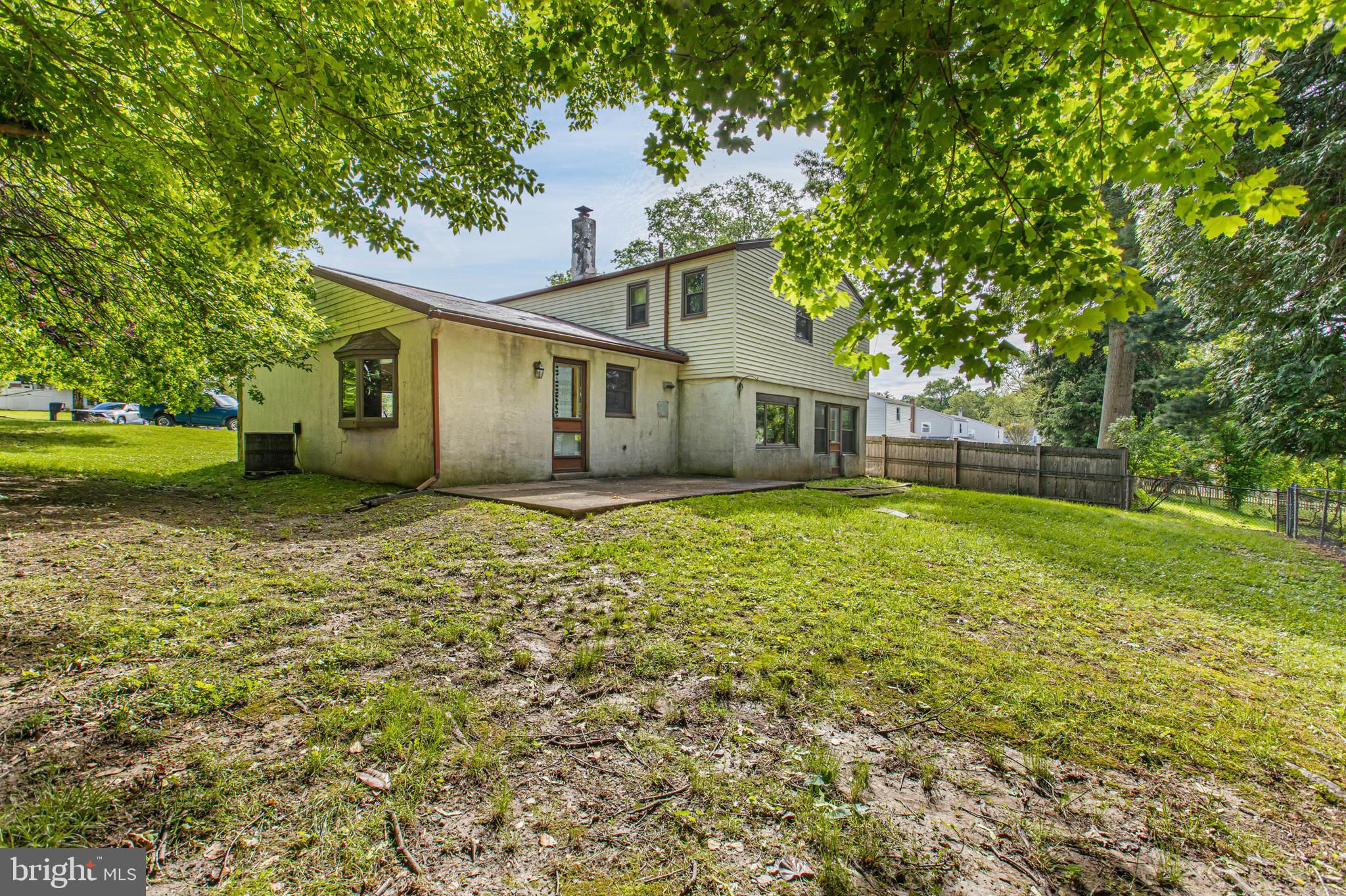 LAFAYETTE HILL - Residential
