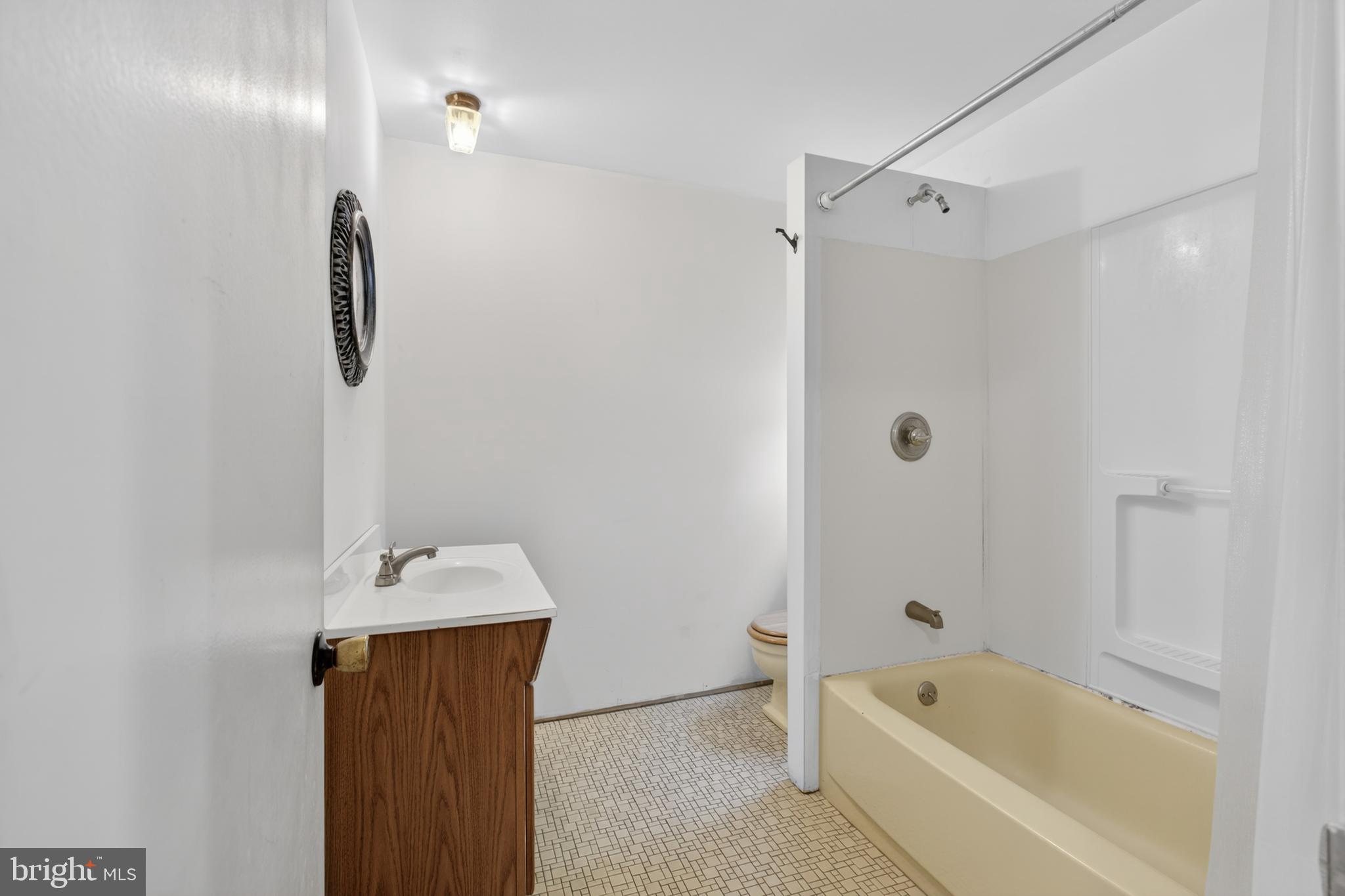 LAFAYETTE HILL - Residential