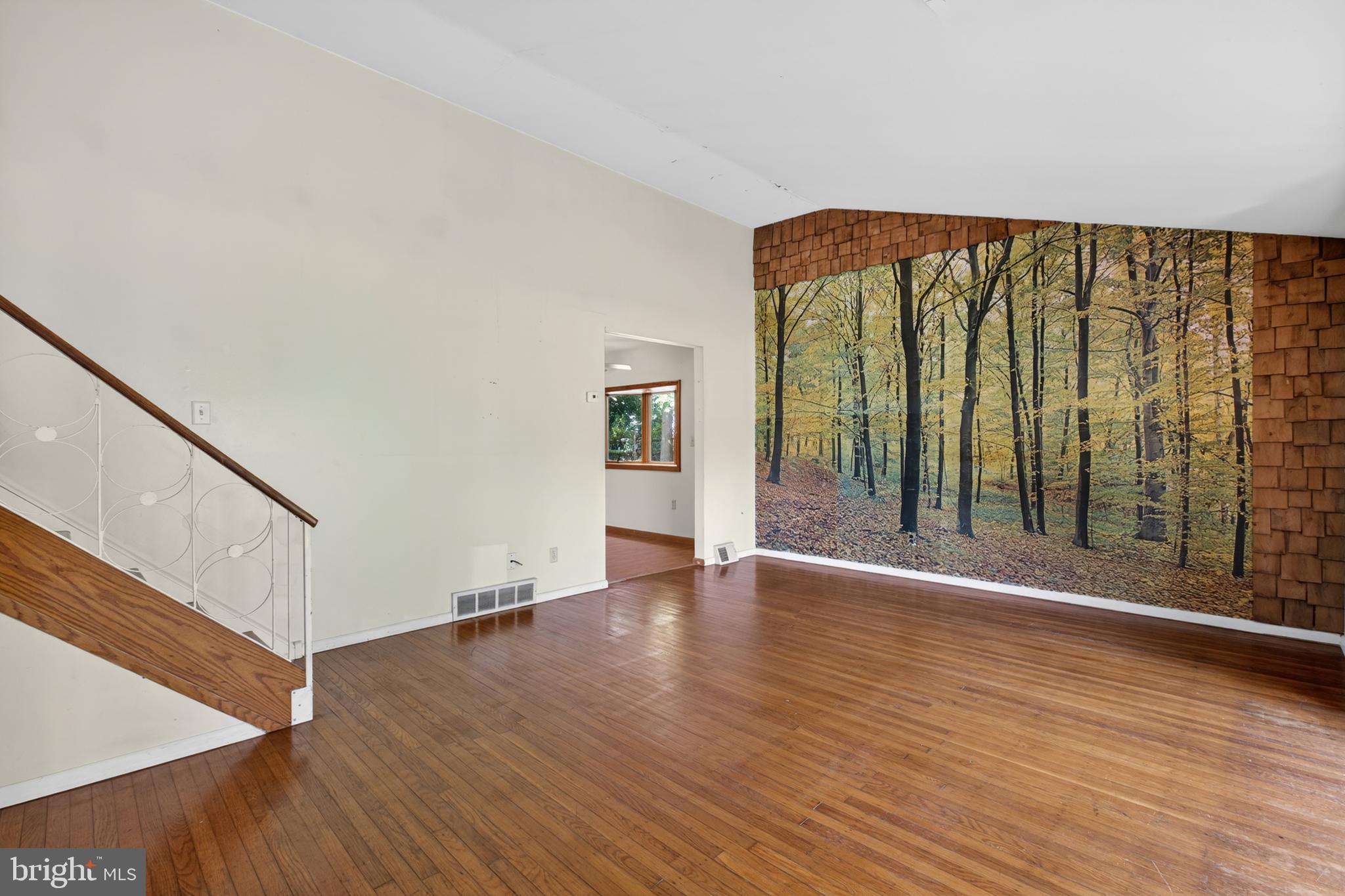 LAFAYETTE HILL - Residential
