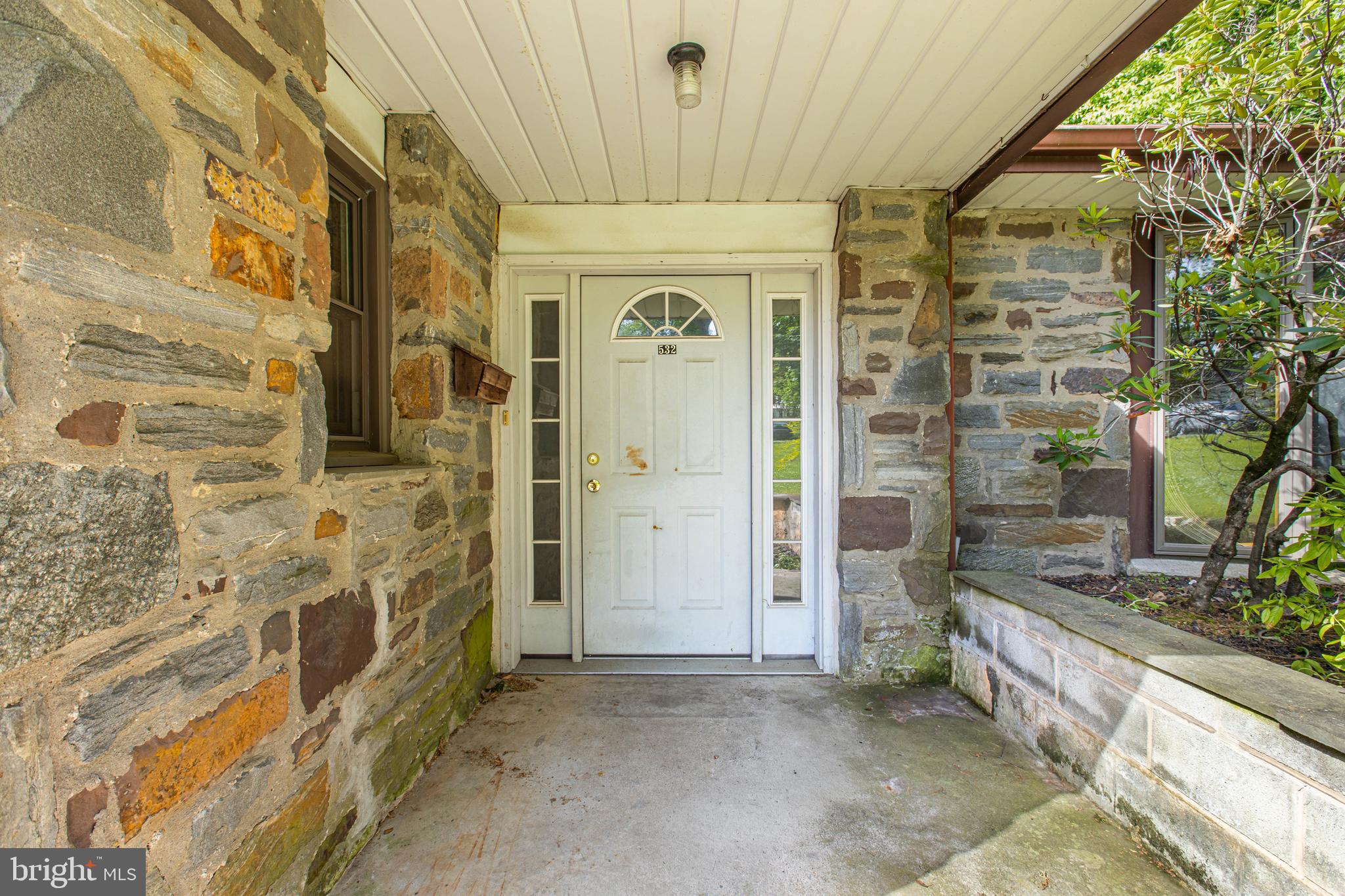 LAFAYETTE HILL - Residential