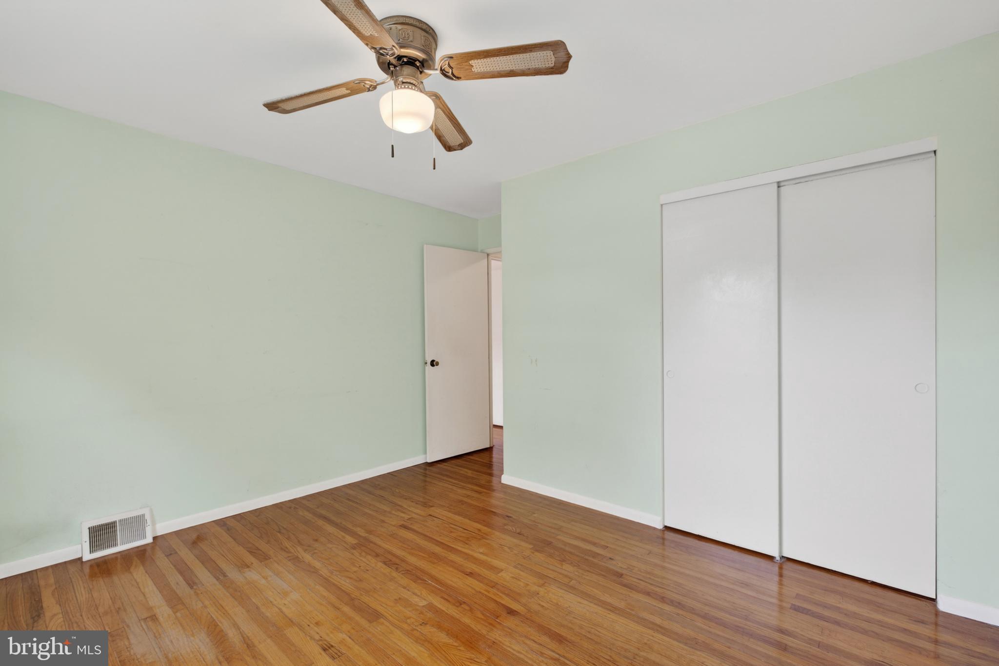 LAFAYETTE HILL - Residential