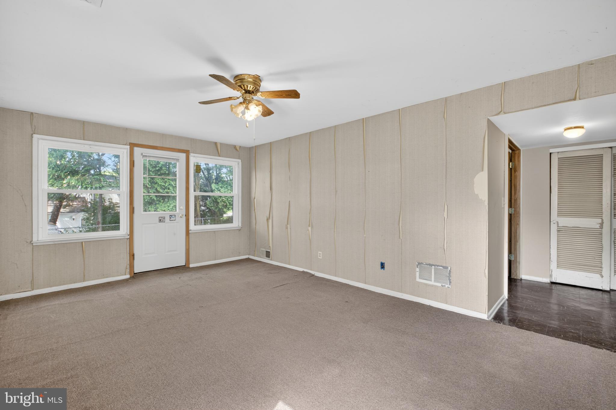 LAFAYETTE HILL - Residential
