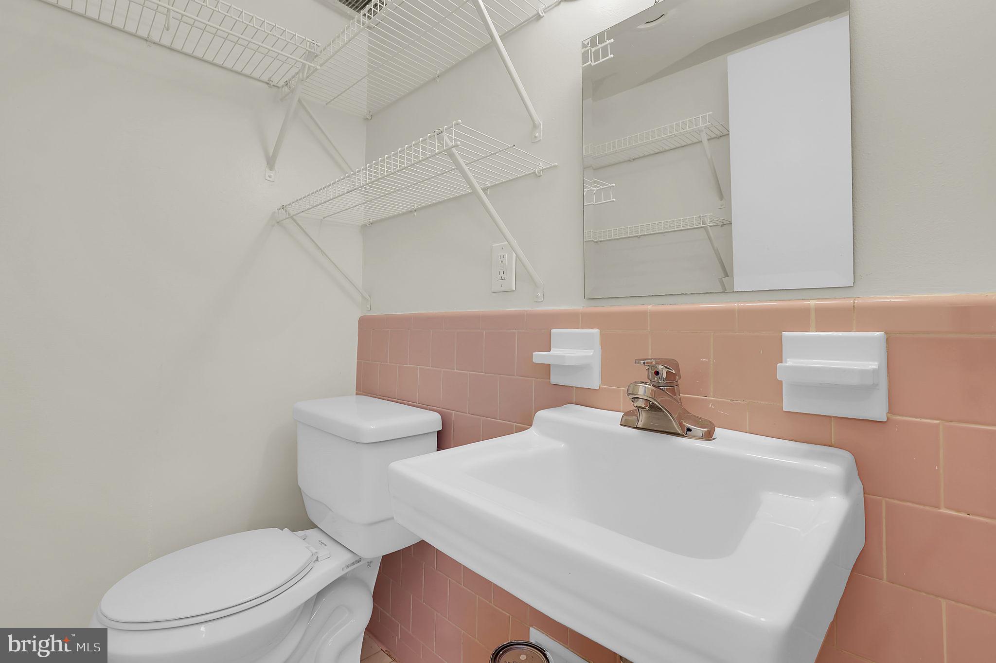 THAYER TOWERS - Residential