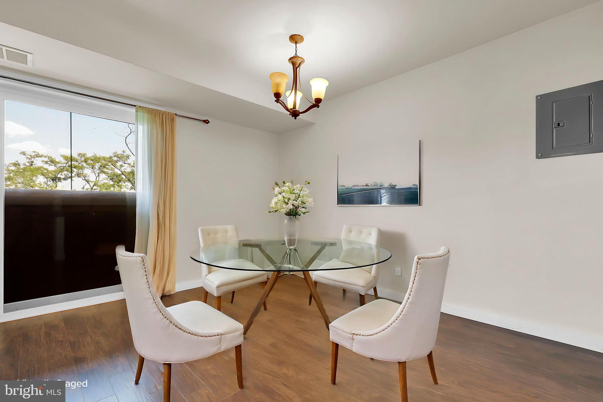 THAYER TOWERS - Residential