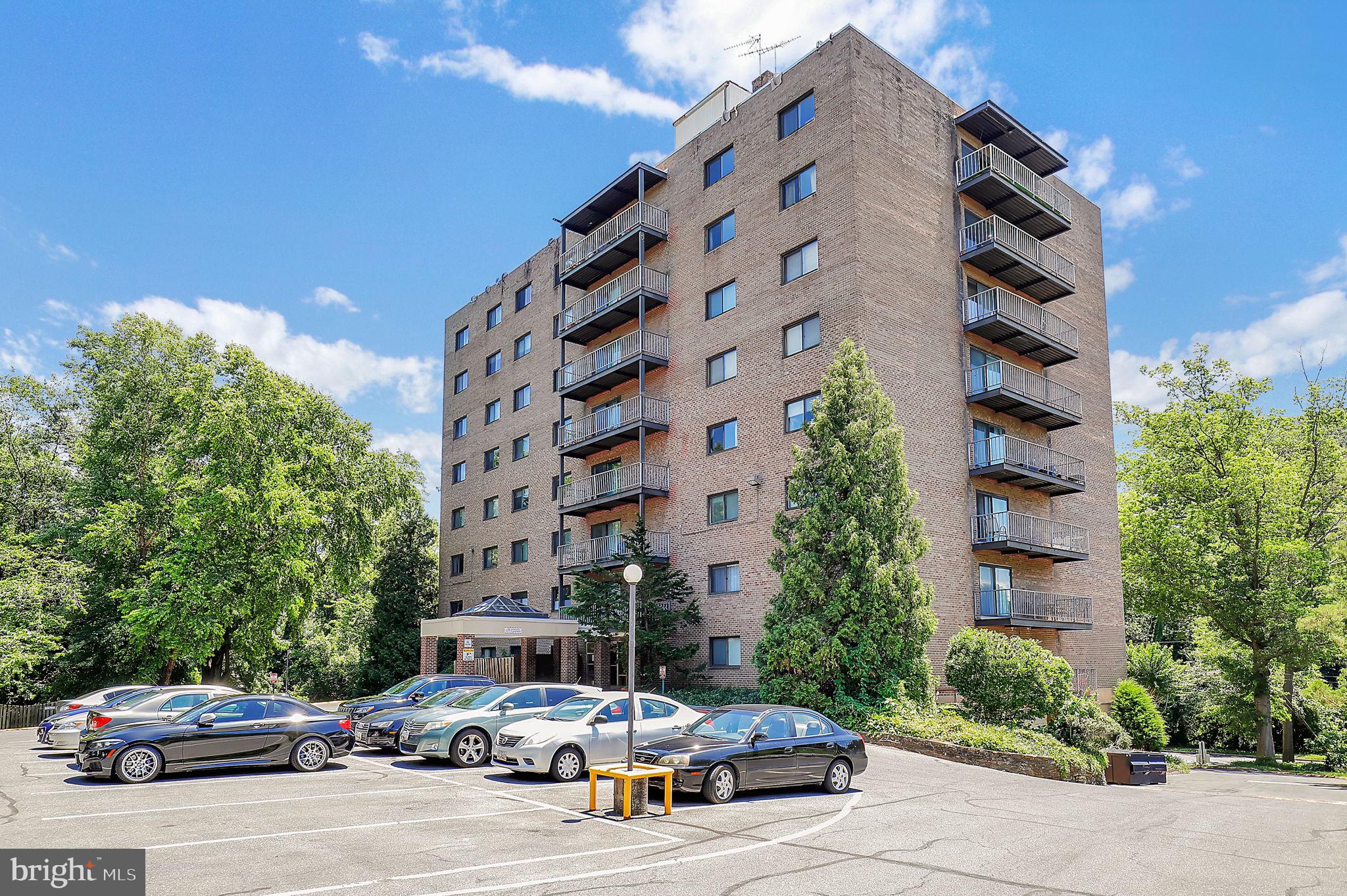 THAYER TOWERS - Residential