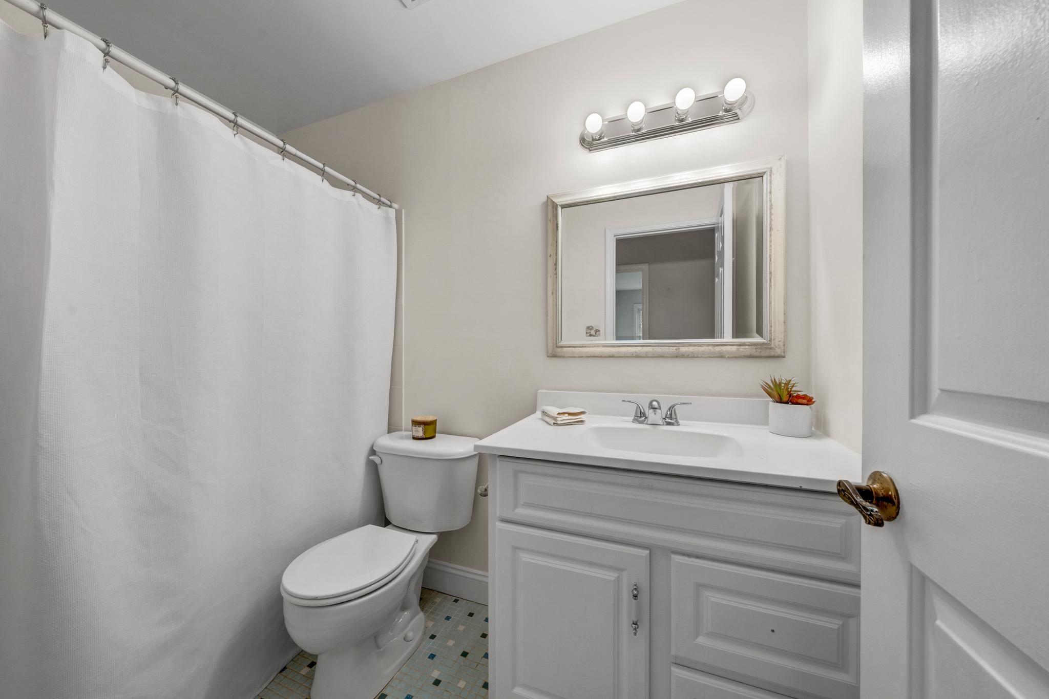 RESTON - Residential