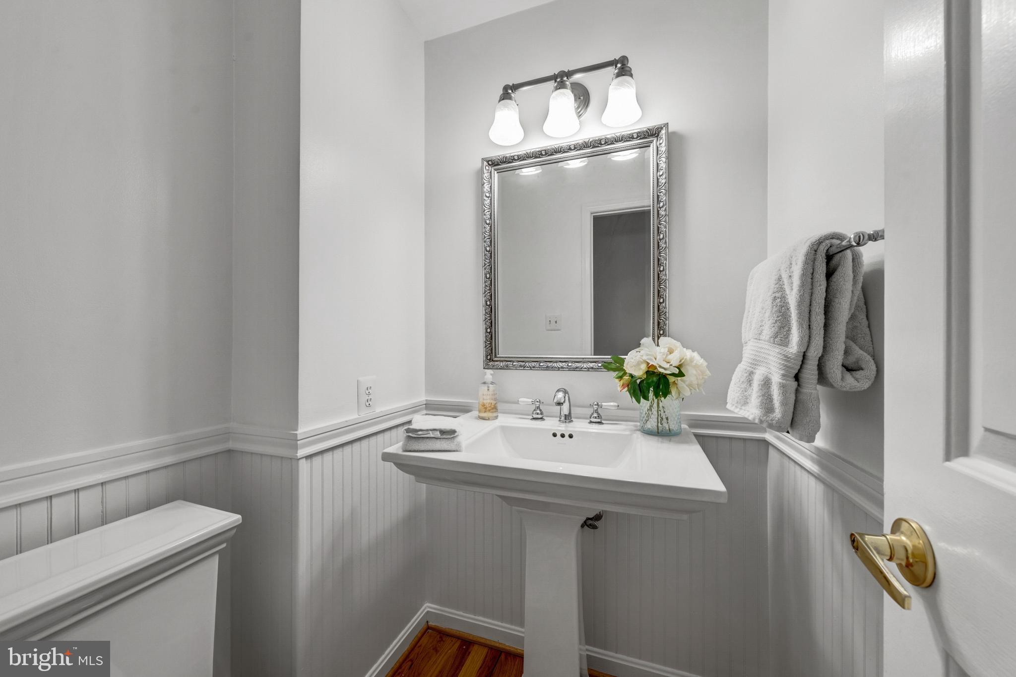 RESTON - Residential