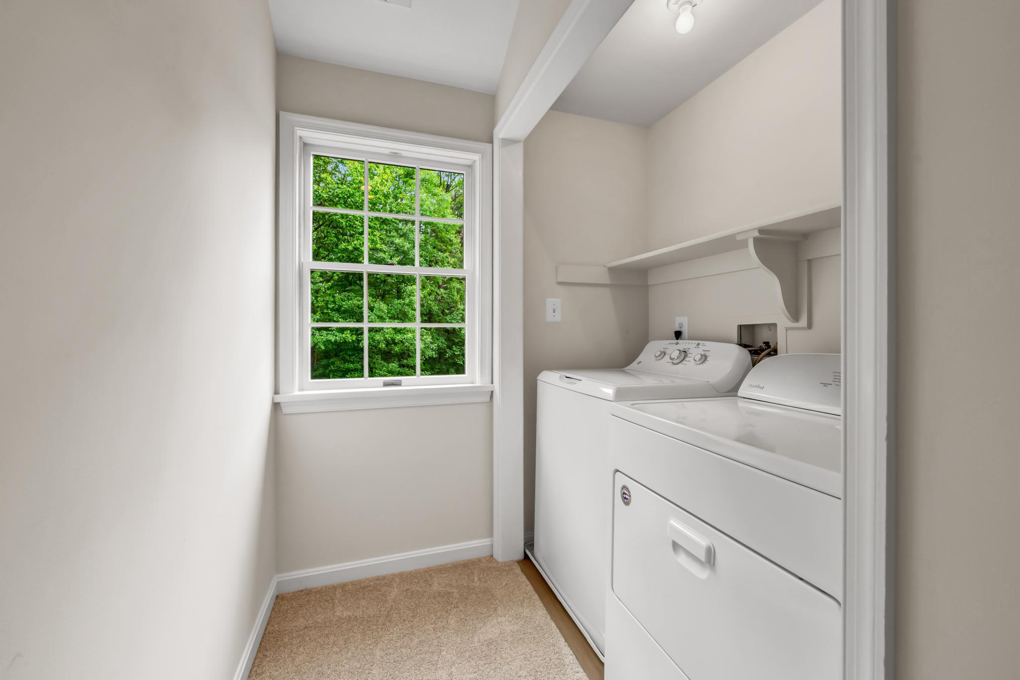 RESTON - Residential