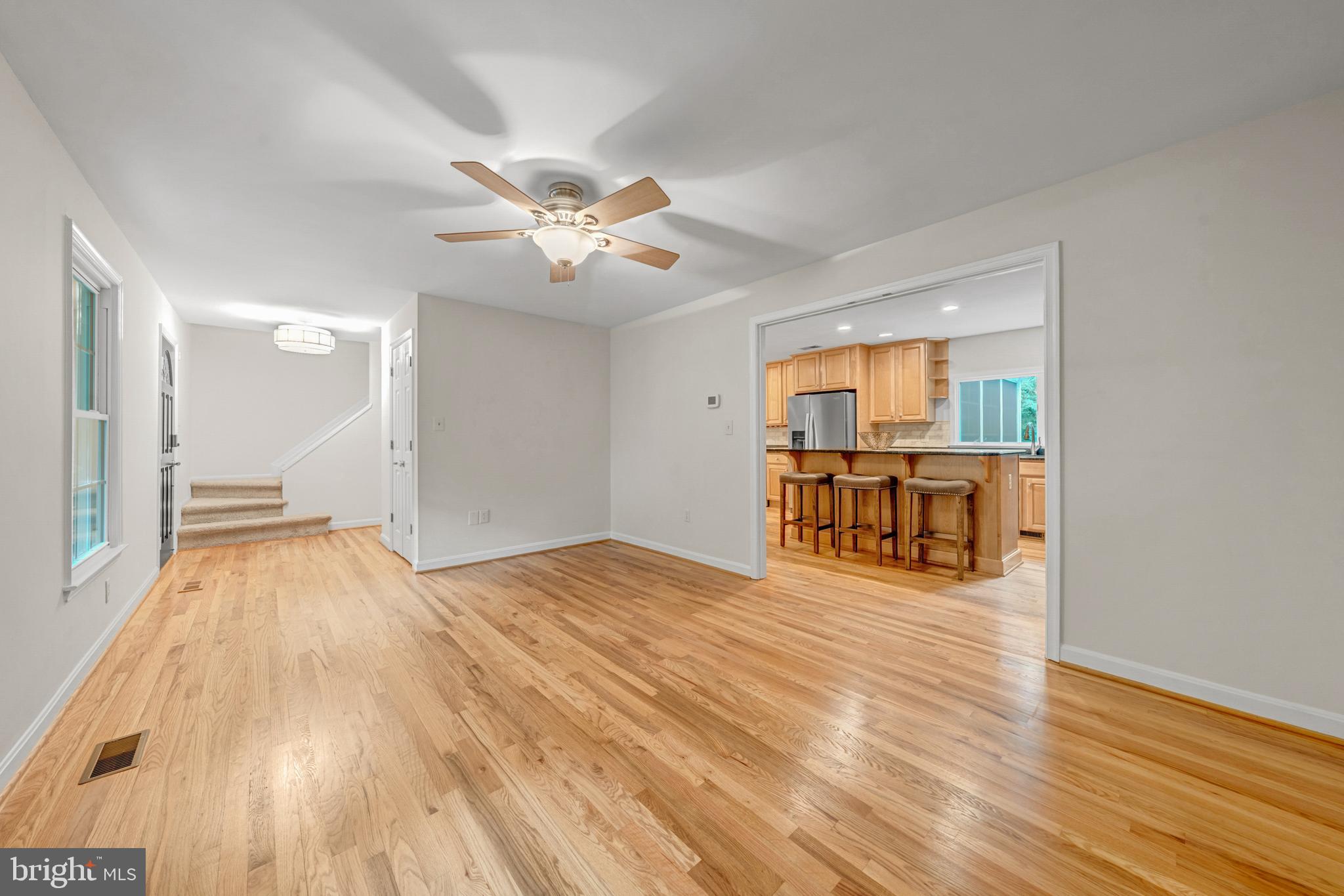 RESTON - Residential