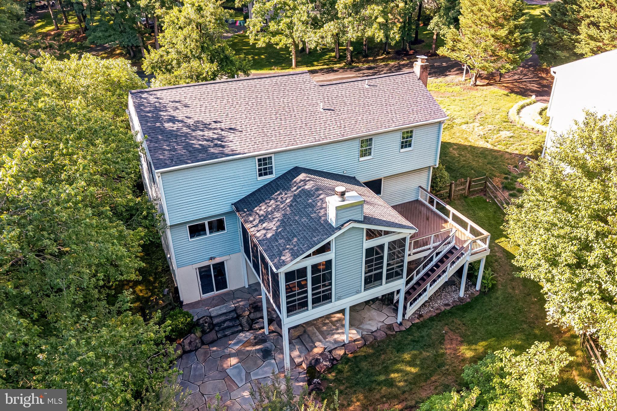 RESTON - Residential