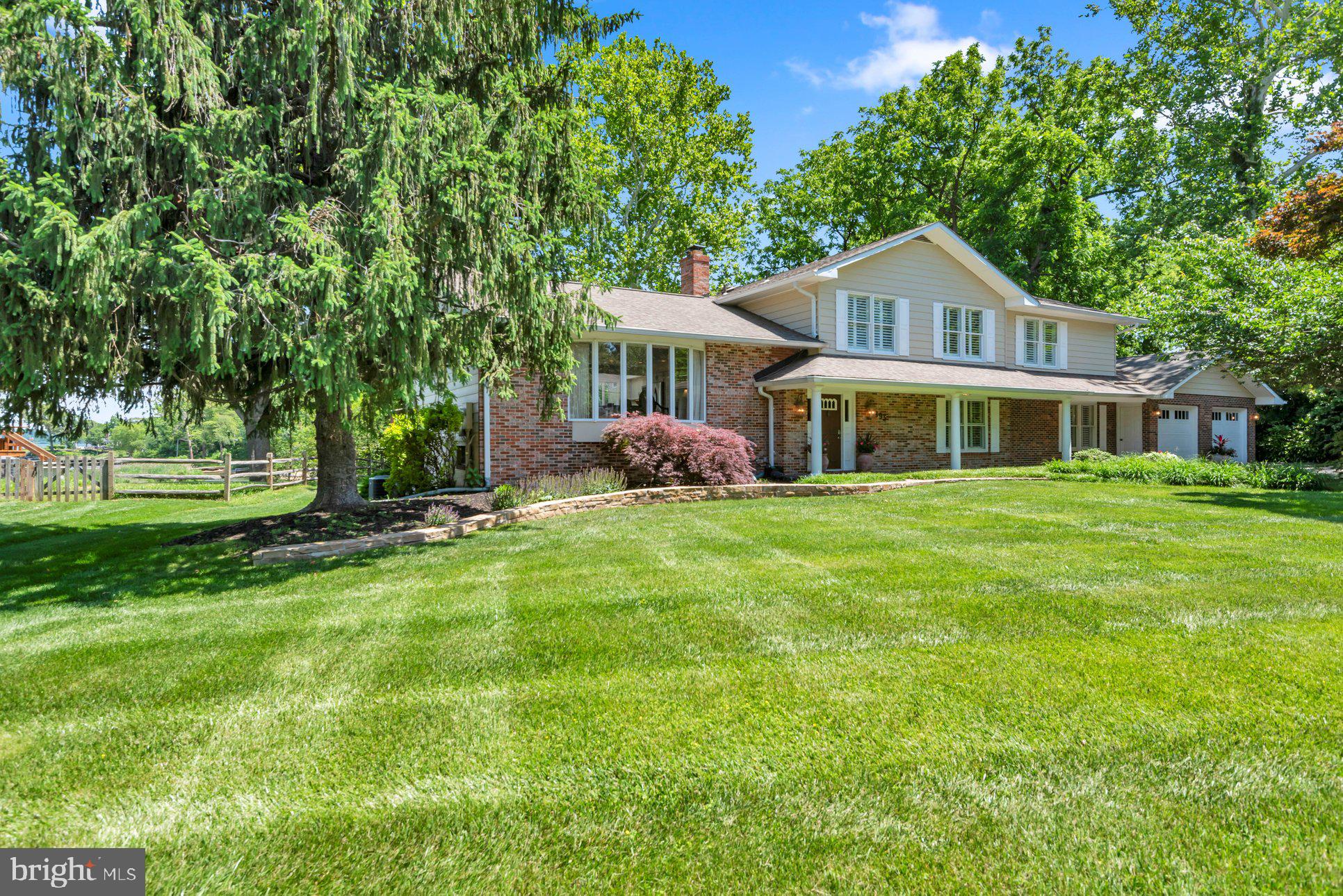 ULMSTEAD ESTATES - Residential