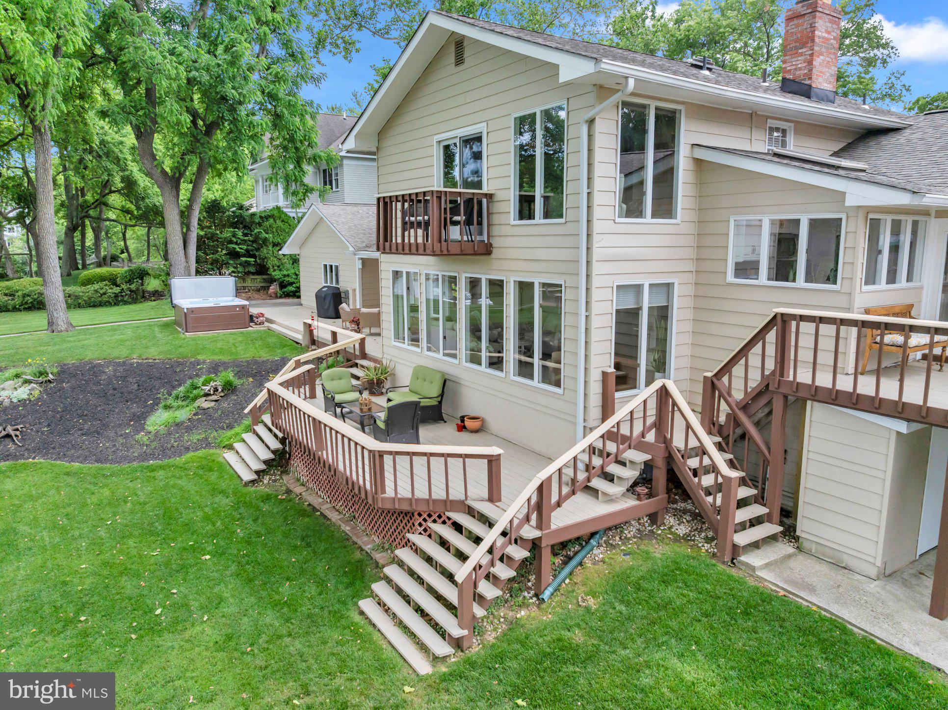 ULMSTEAD ESTATES - Residential
