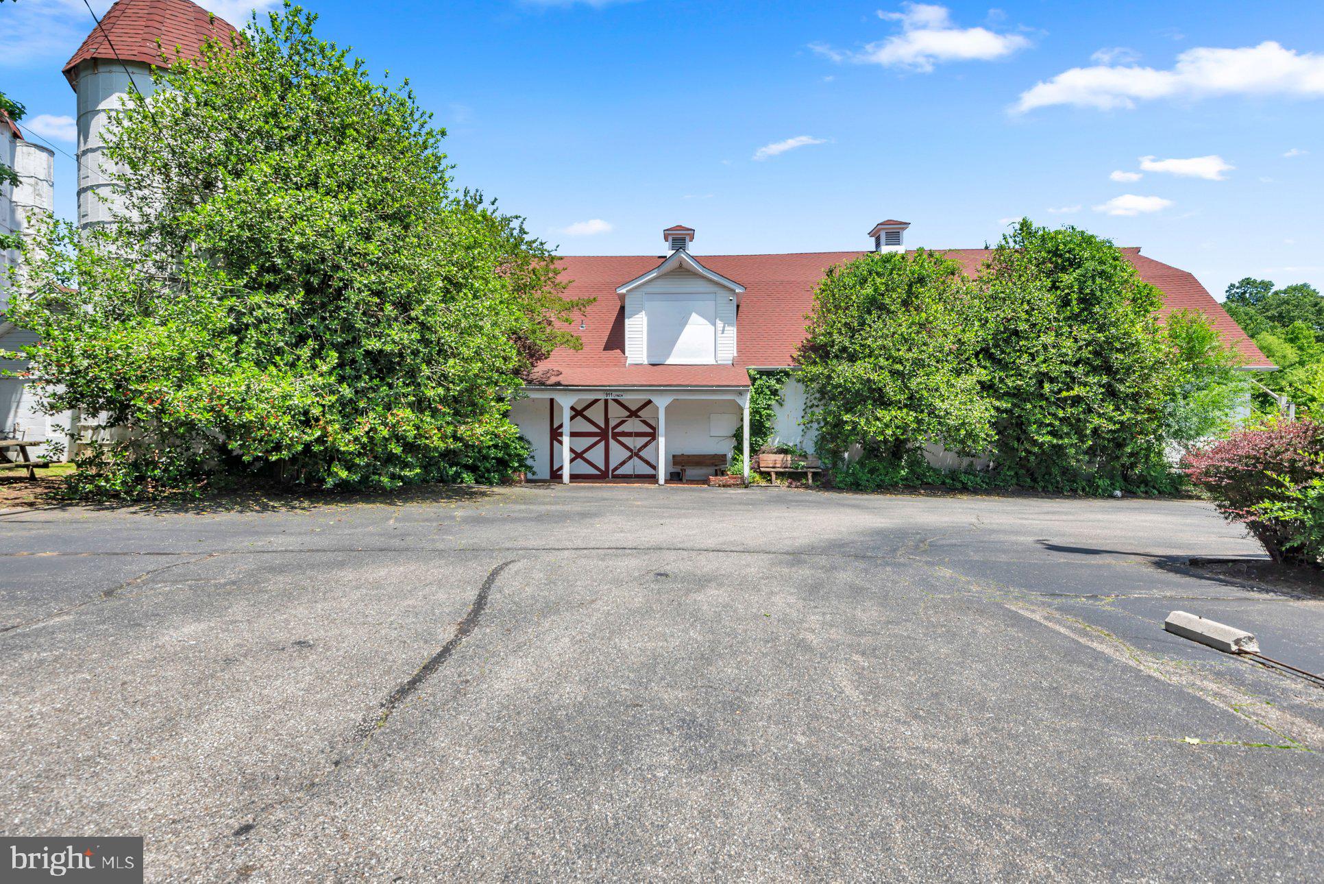 ULMSTEAD ESTATES - Residential