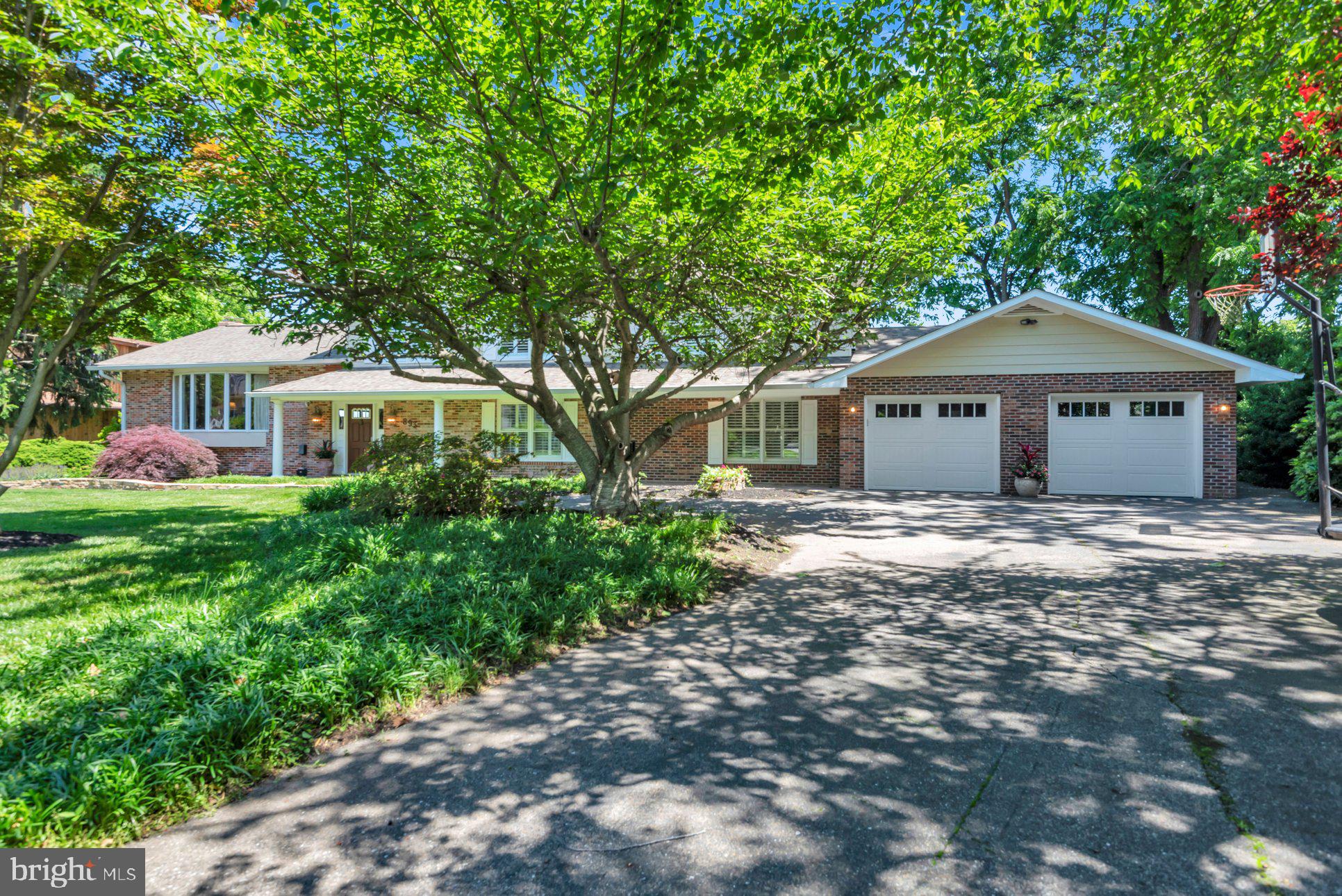 ULMSTEAD ESTATES - Residential