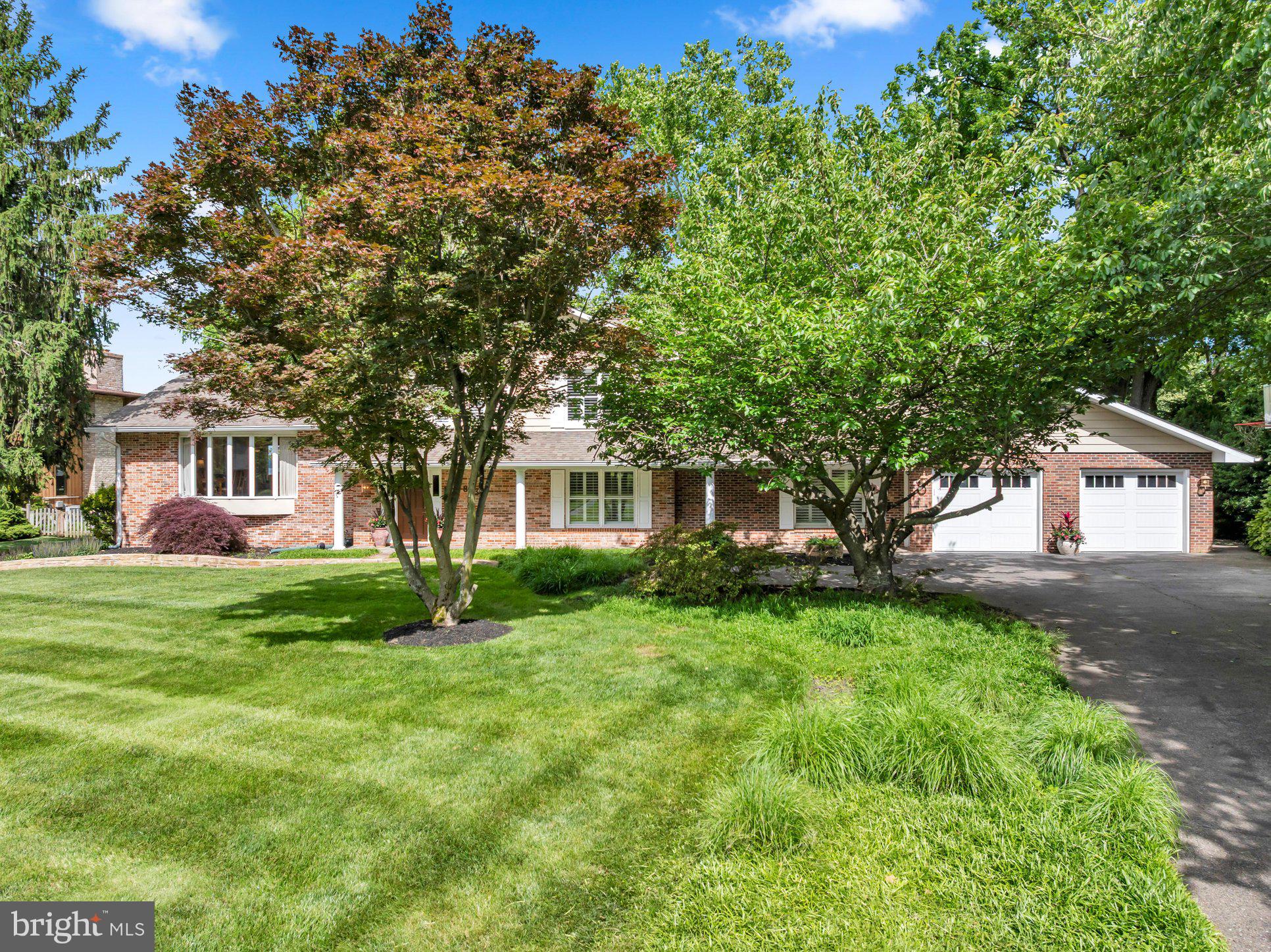 ULMSTEAD ESTATES - Residential
