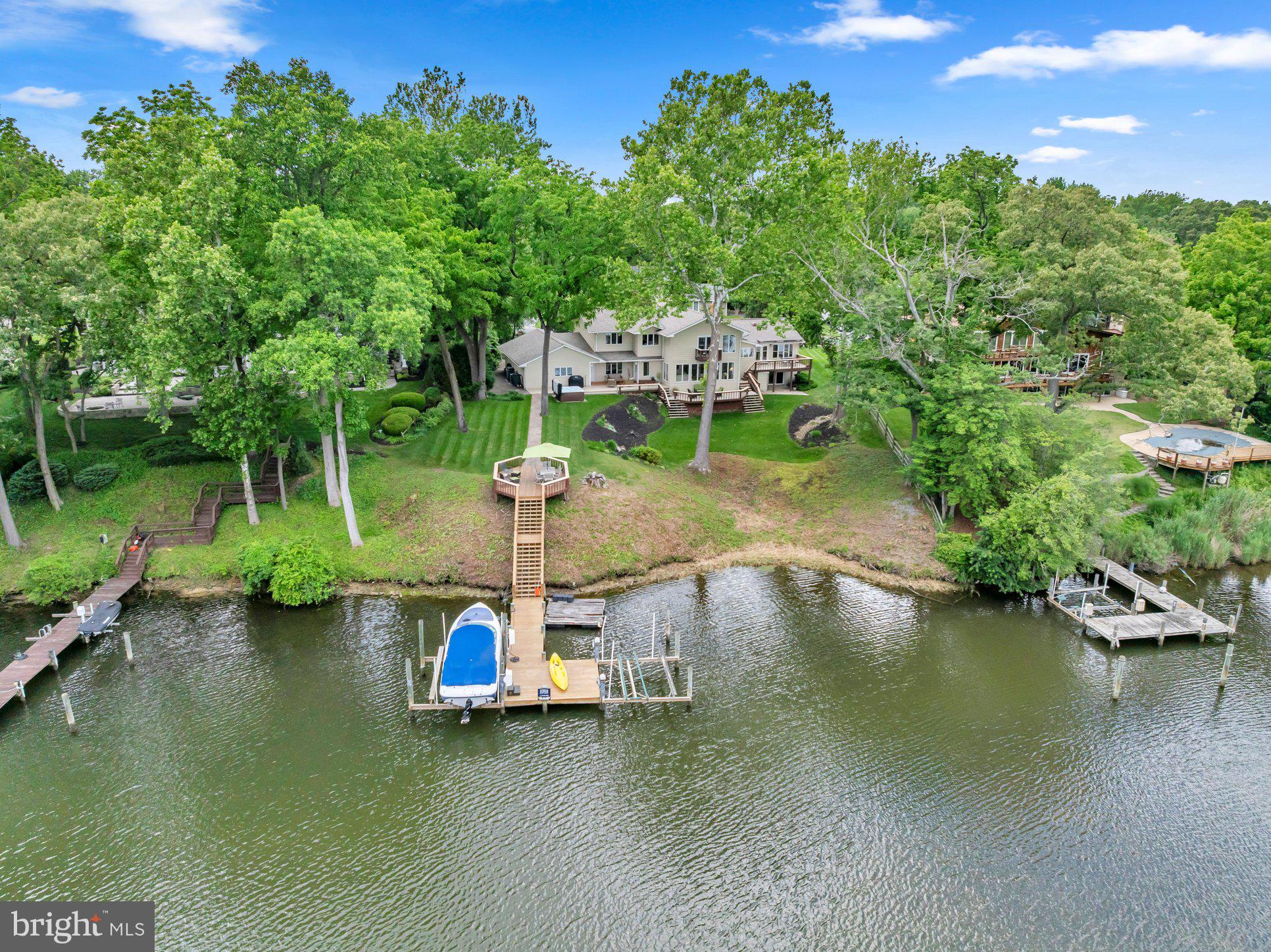 ULMSTEAD ESTATES - Residential
