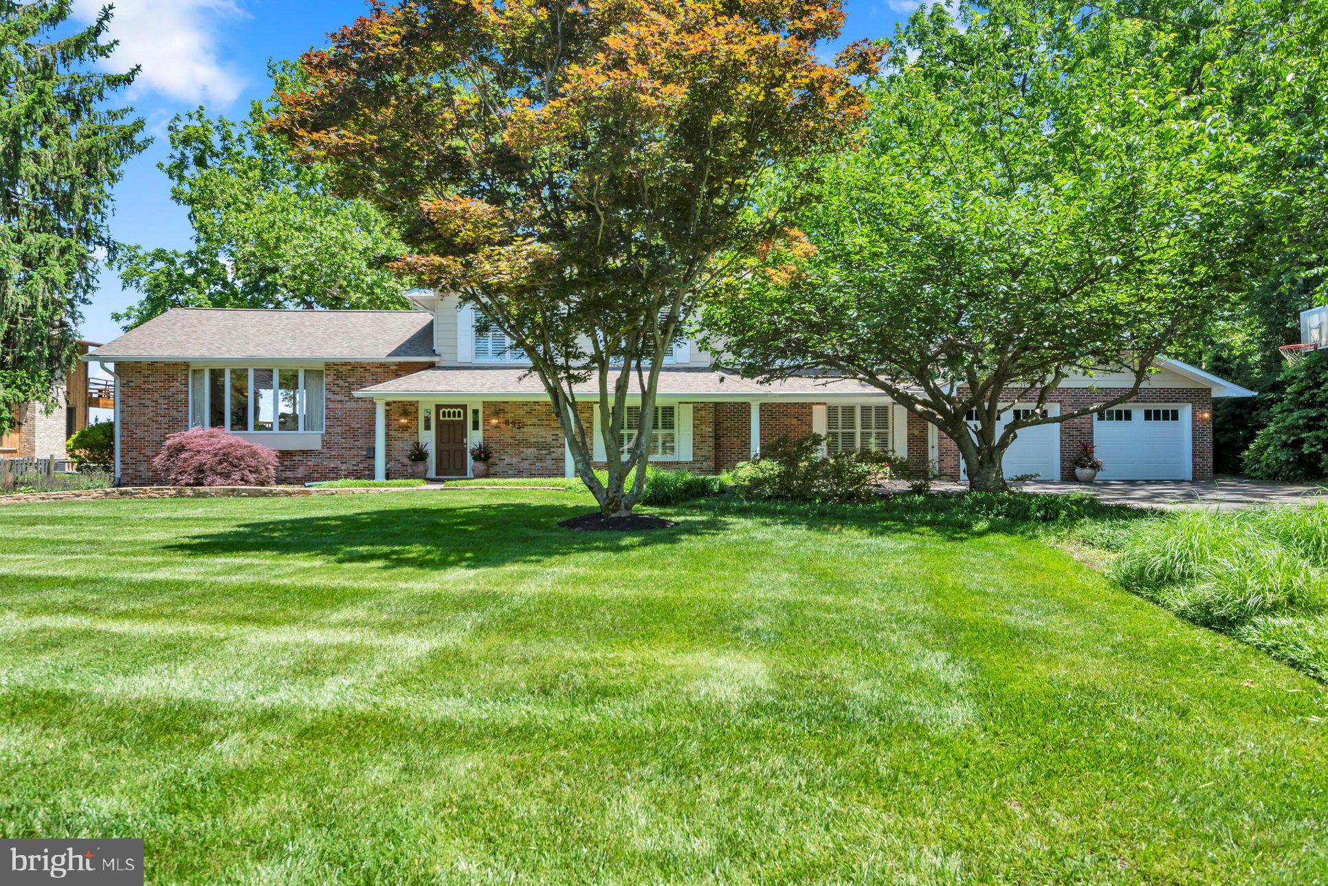 ULMSTEAD ESTATES - Residential