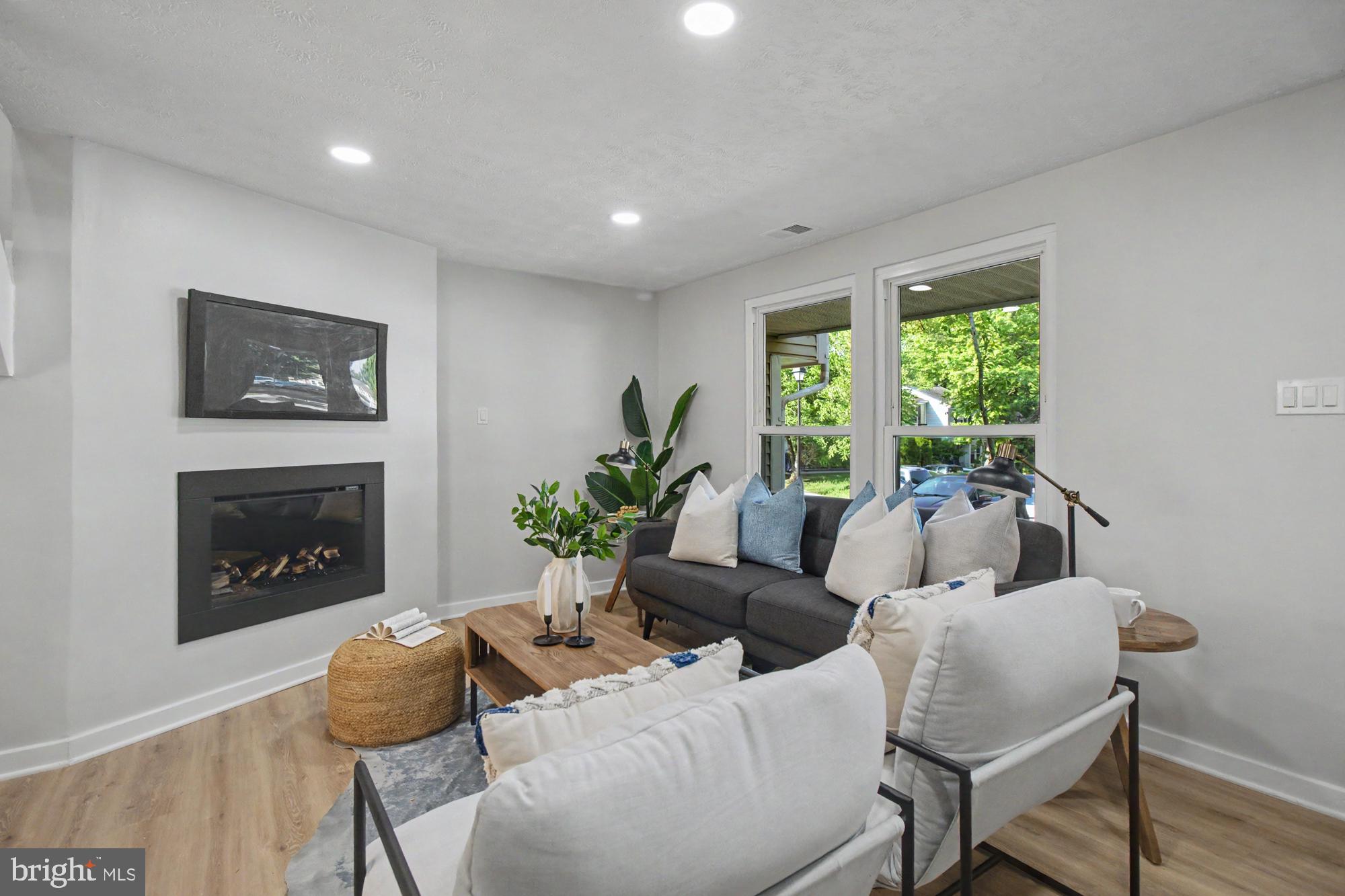 OWEN BROWN ESTATES - Residential