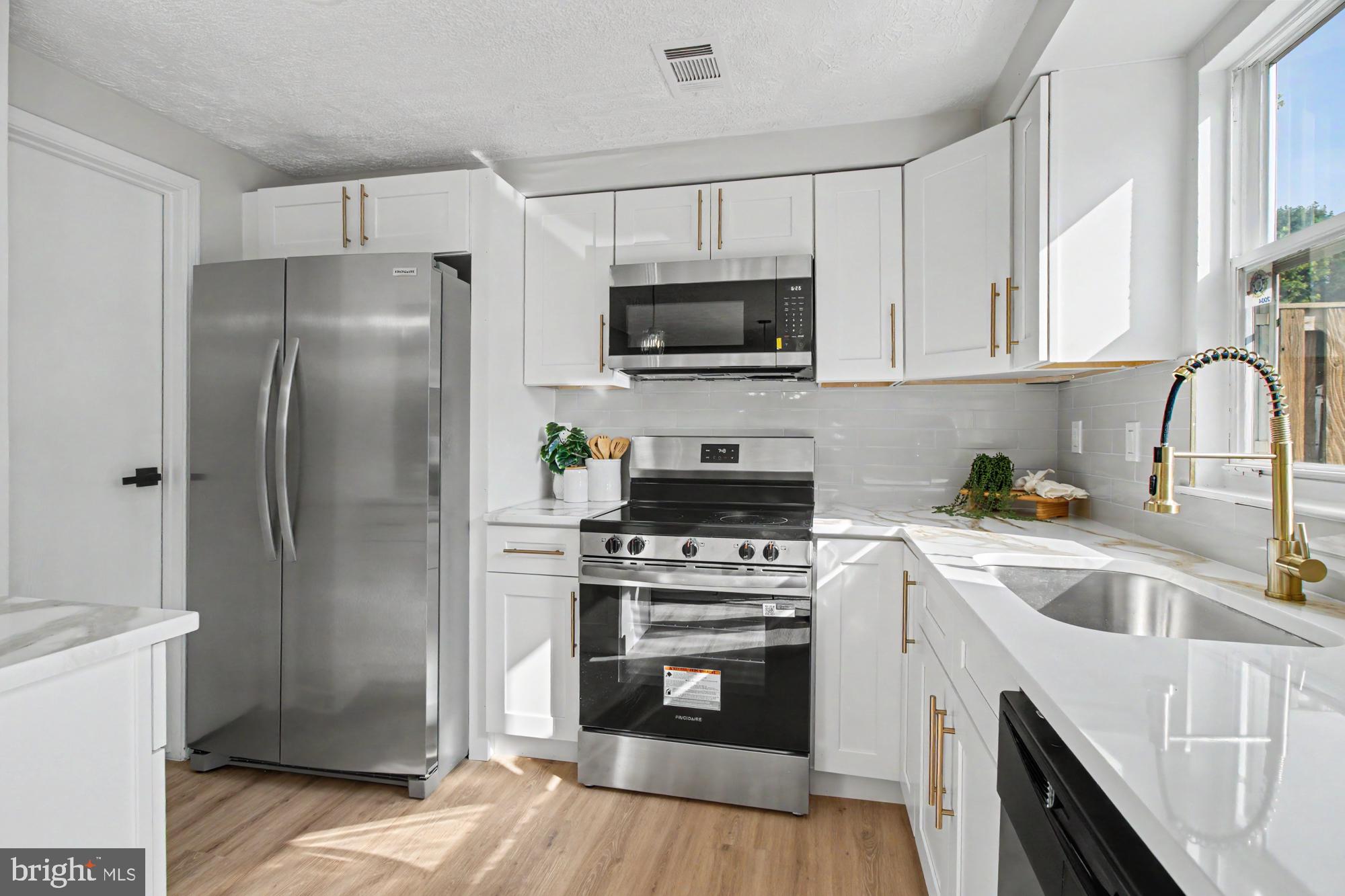 OWEN BROWN ESTATES - Residential