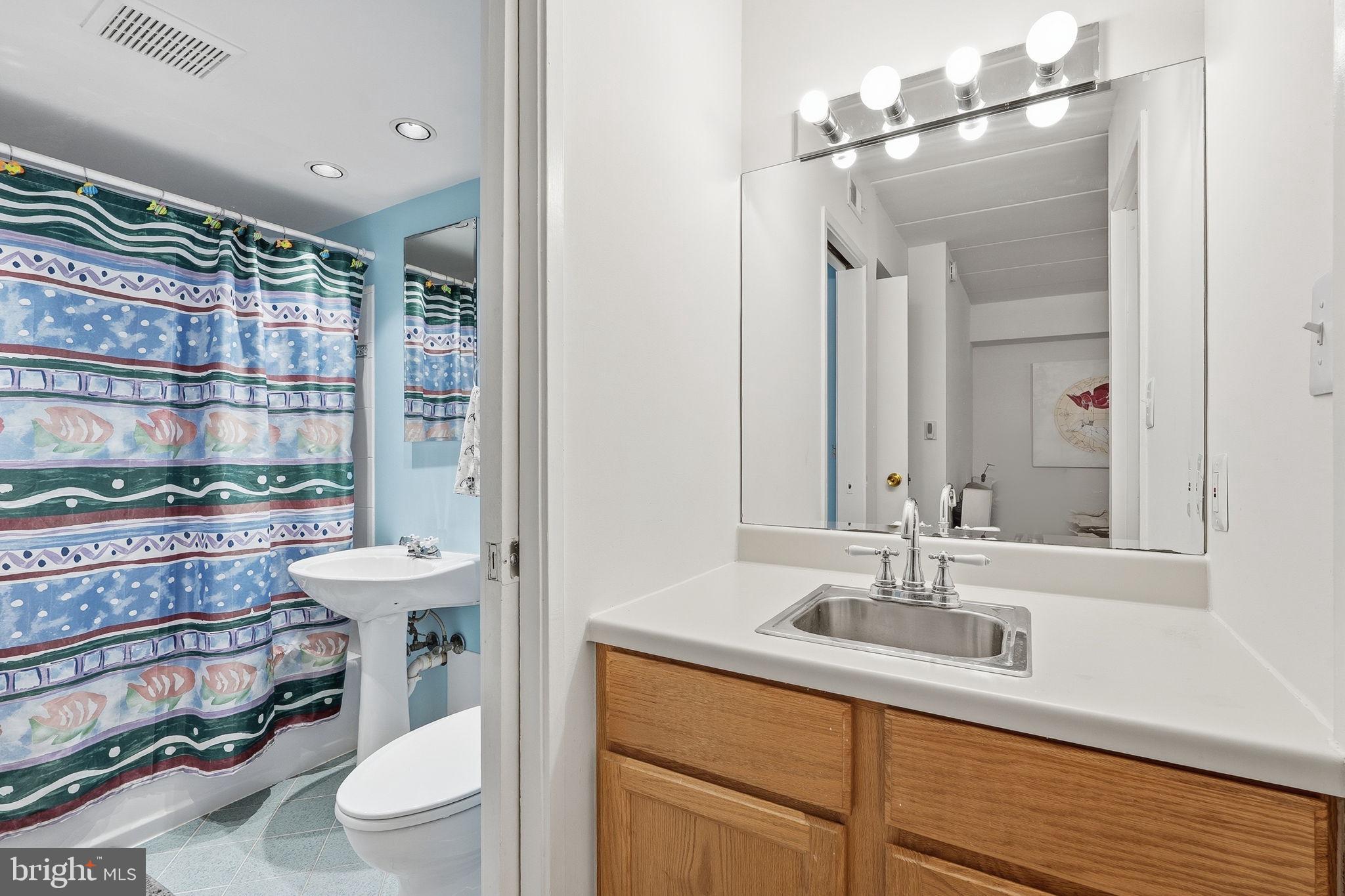 GLENVALE CONDO - Residential