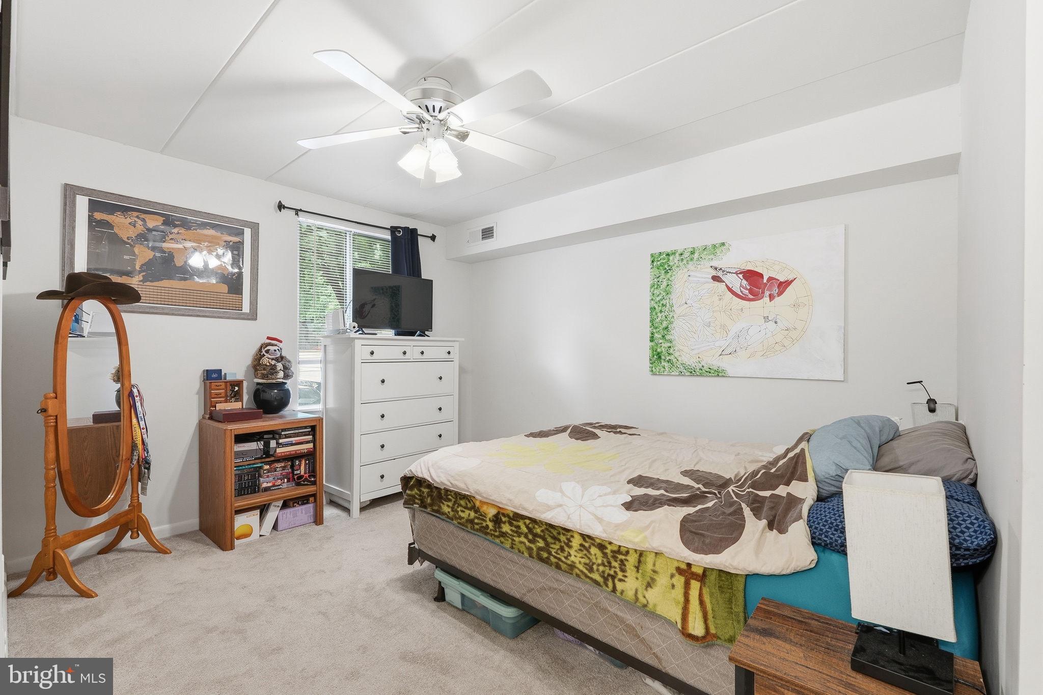GLENVALE CONDO - Residential