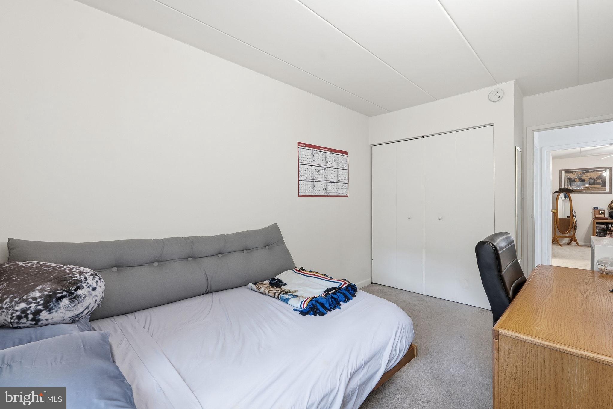 GLENVALE CONDO - Residential