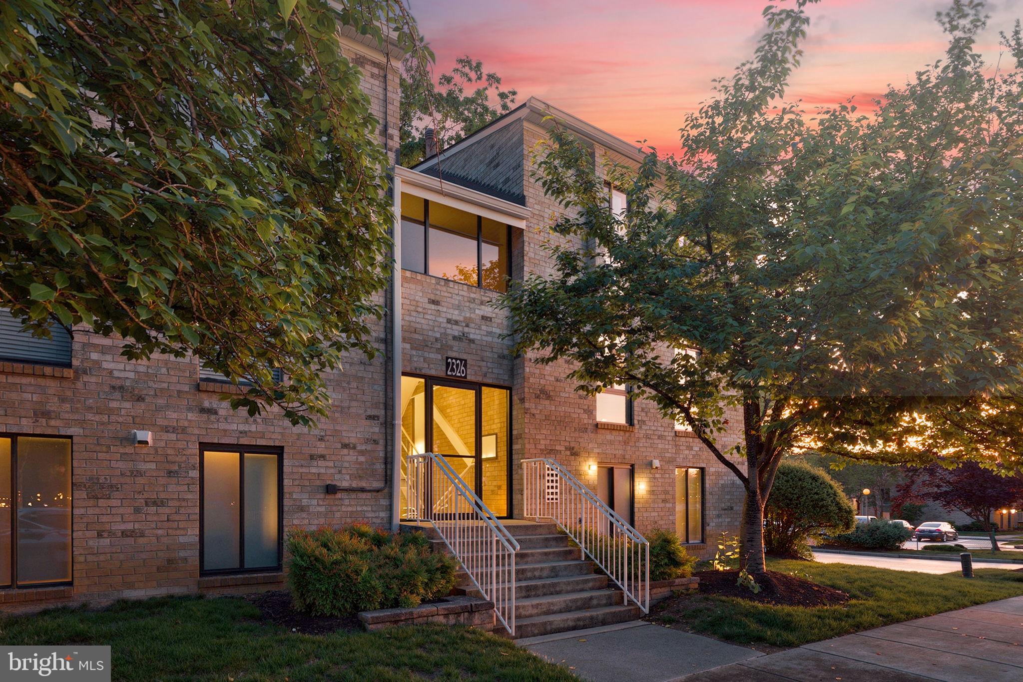GLENVALE CONDO - Residential