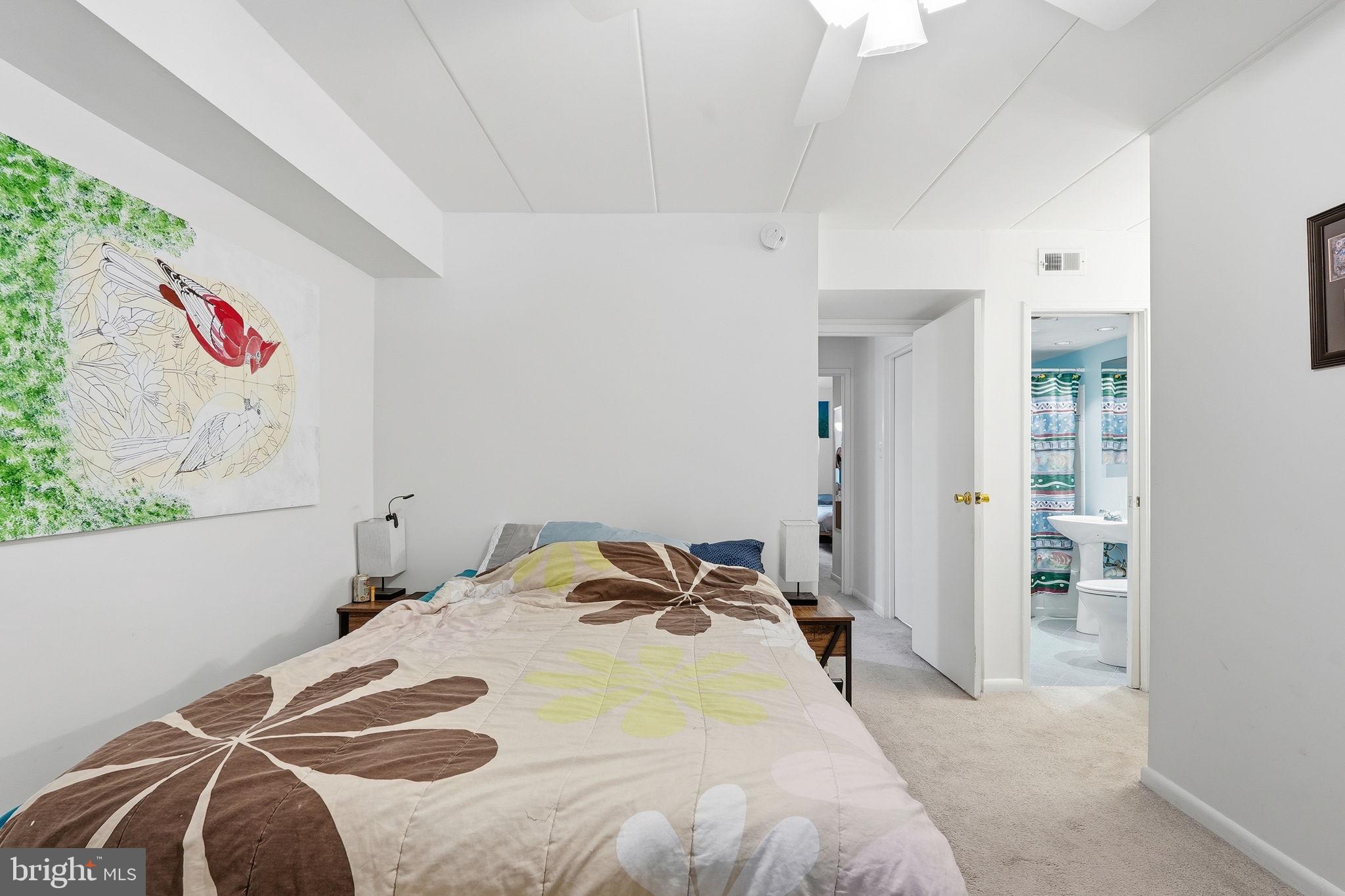 GLENVALE CONDO - Residential
