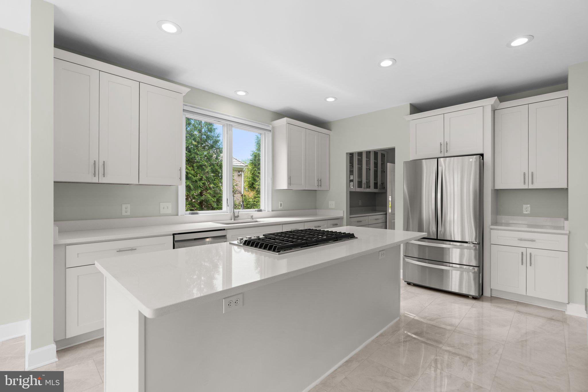 AVENEL - Residential