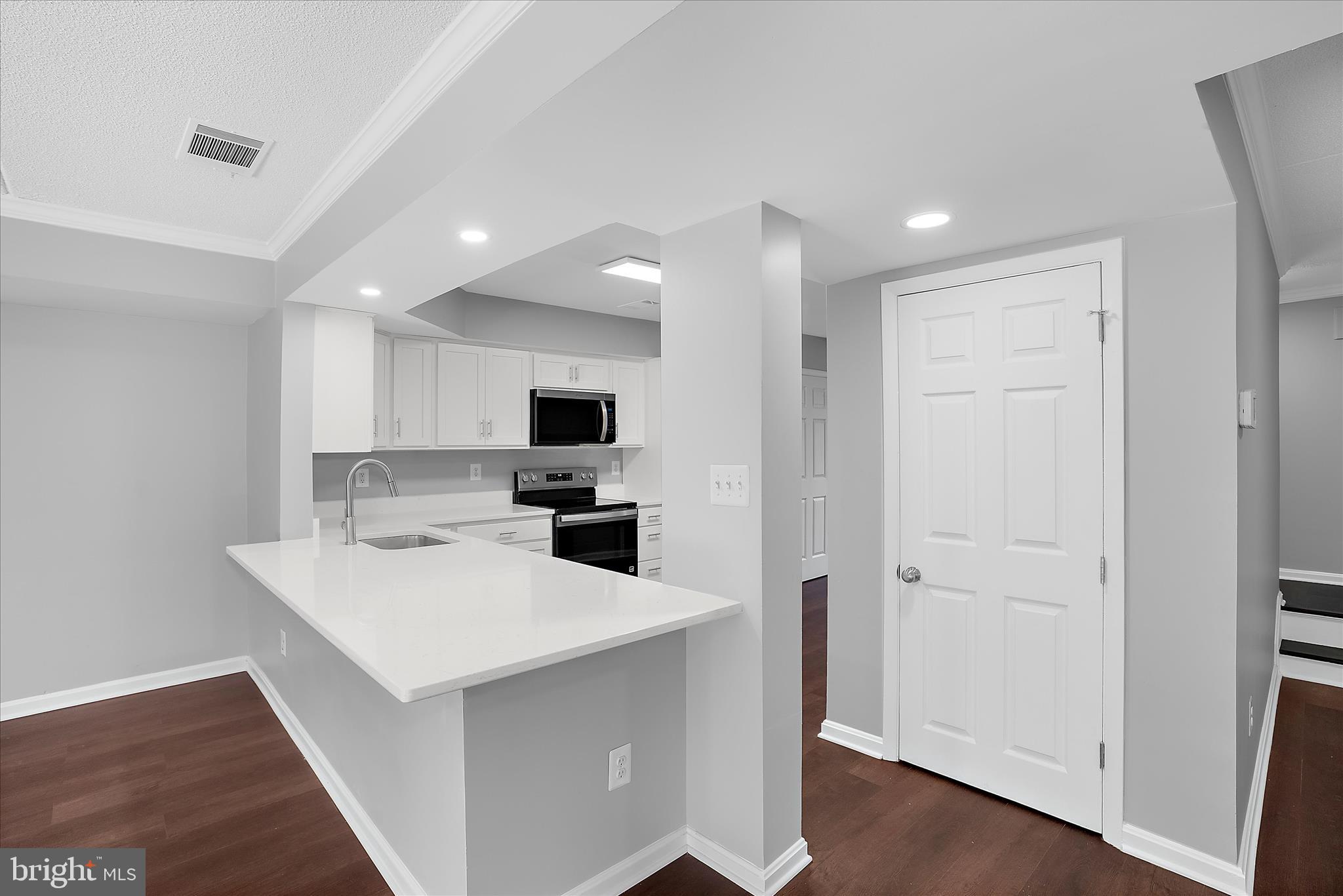 ANNEN WOODS - Residential