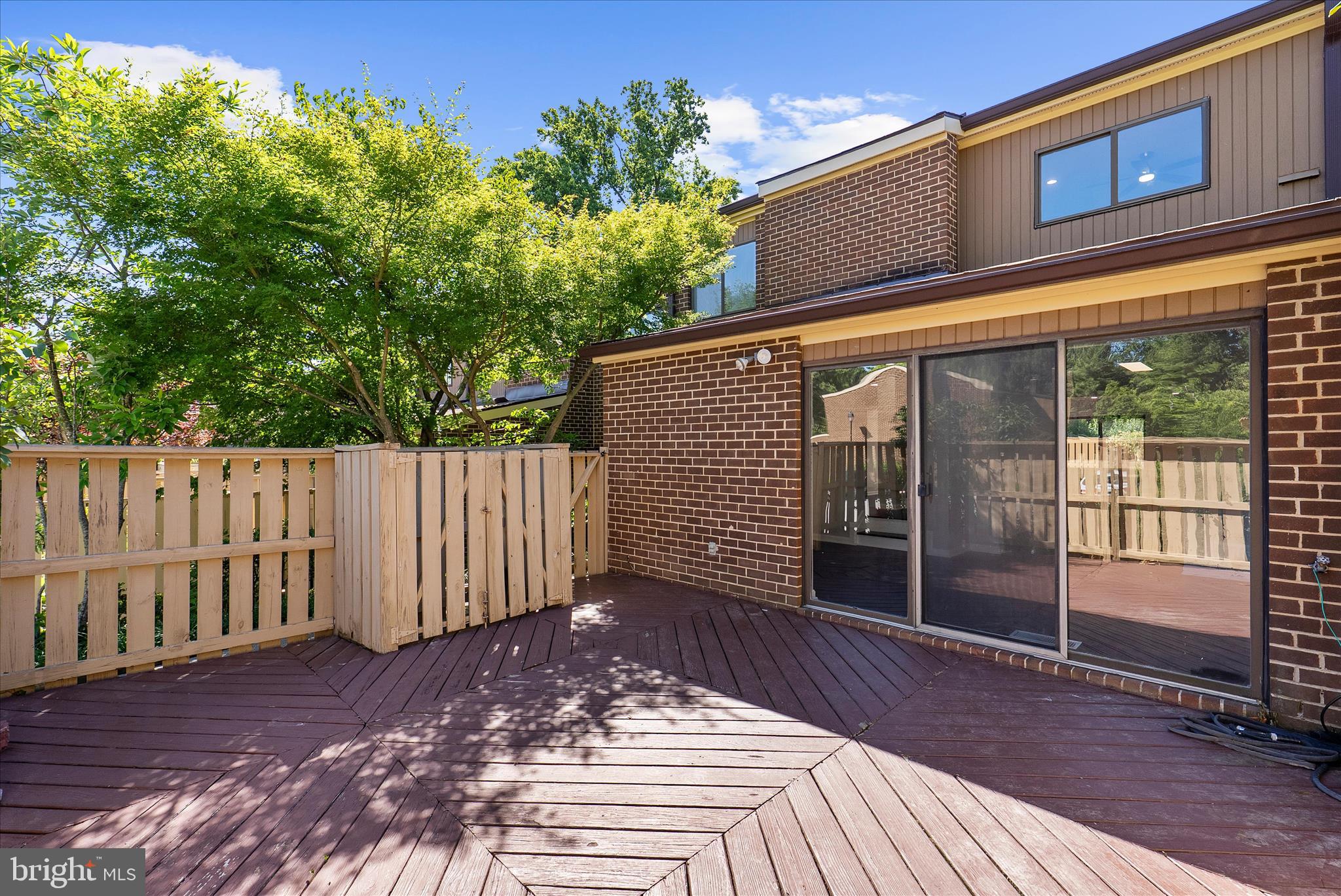 ANNEN WOODS - Residential