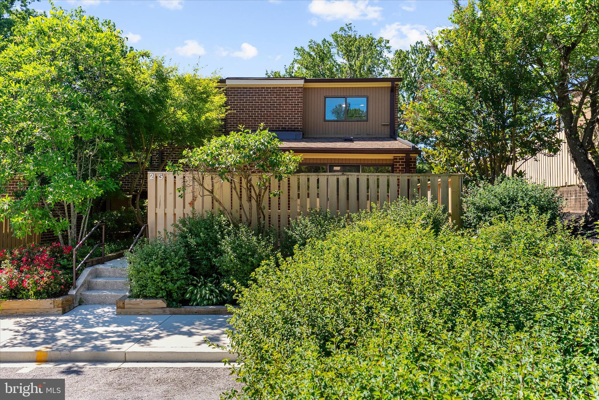 ANNEN WOODS - Residential