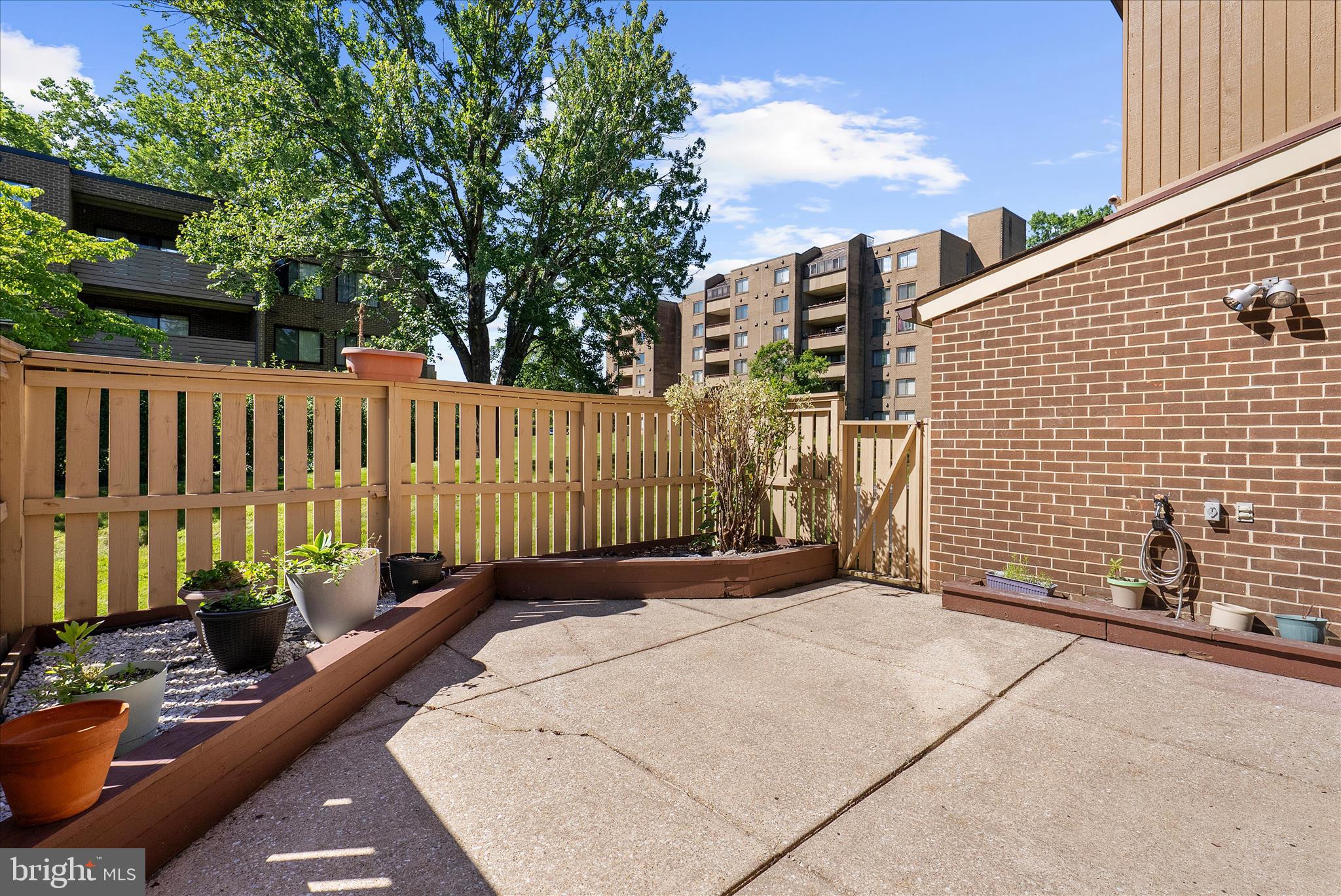 ANNEN WOODS - Residential