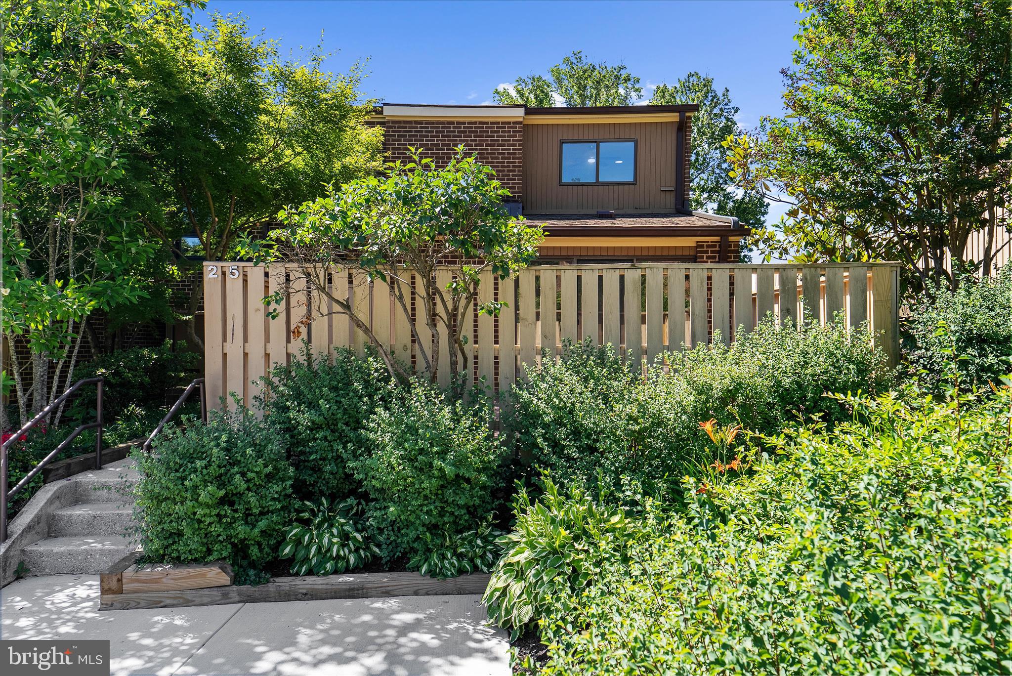 ANNEN WOODS - Residential