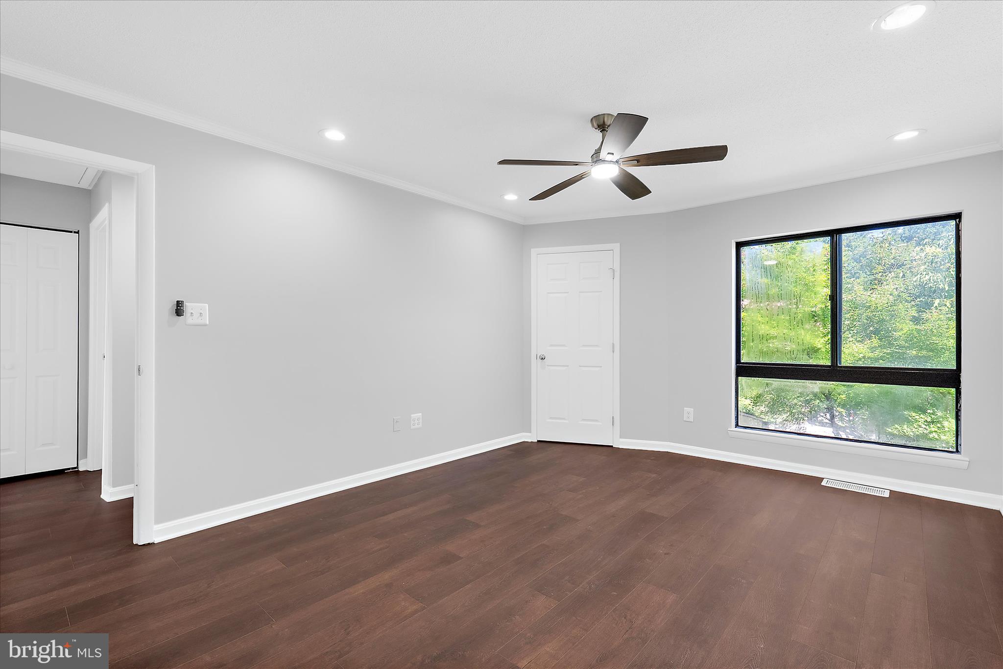ANNEN WOODS - Residential